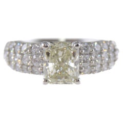 Radiant Cut Diamond Platinum Engagement Ring