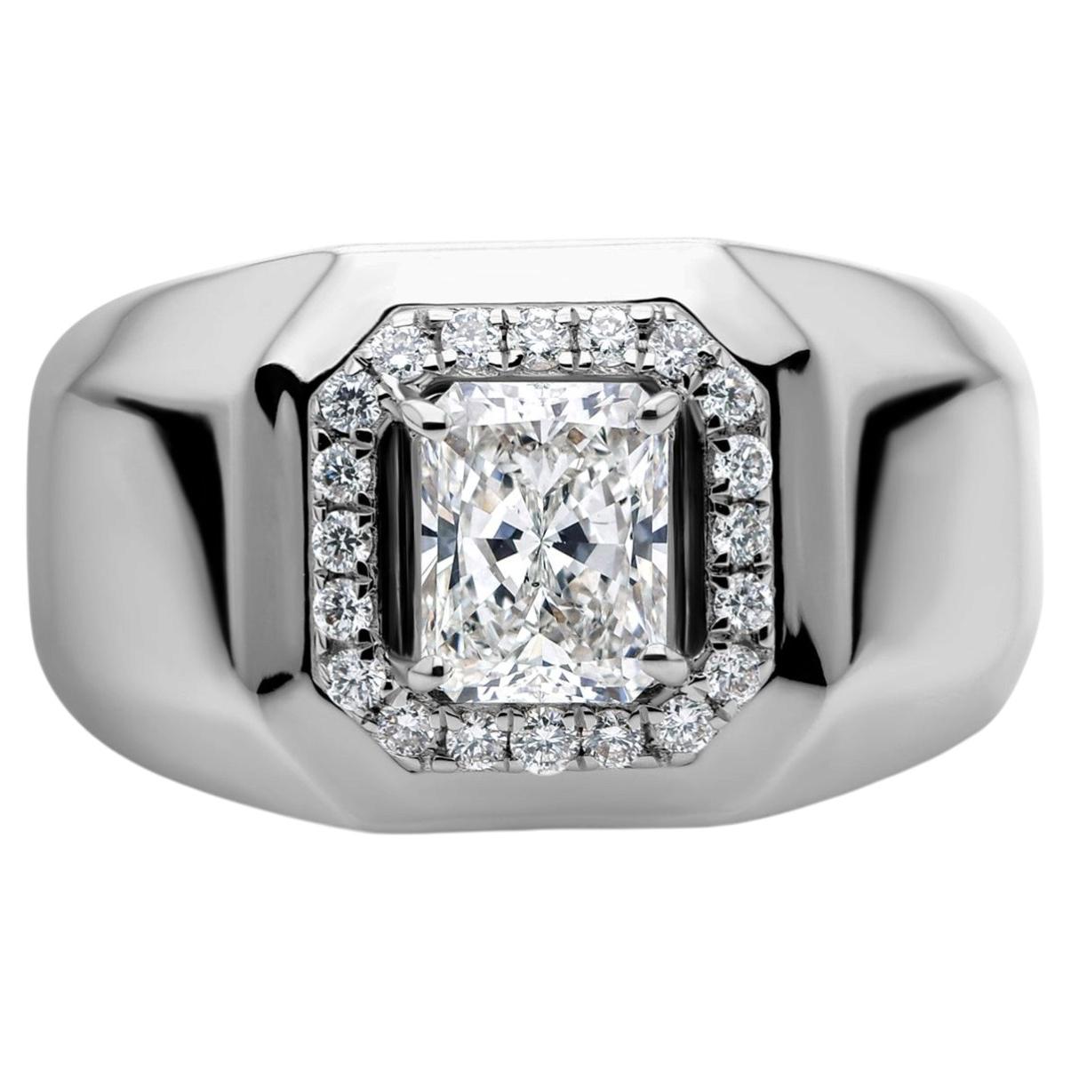 Radiant Cut Diamond Wide Band Halo Statement Ring 18K Weißgold Schmuck