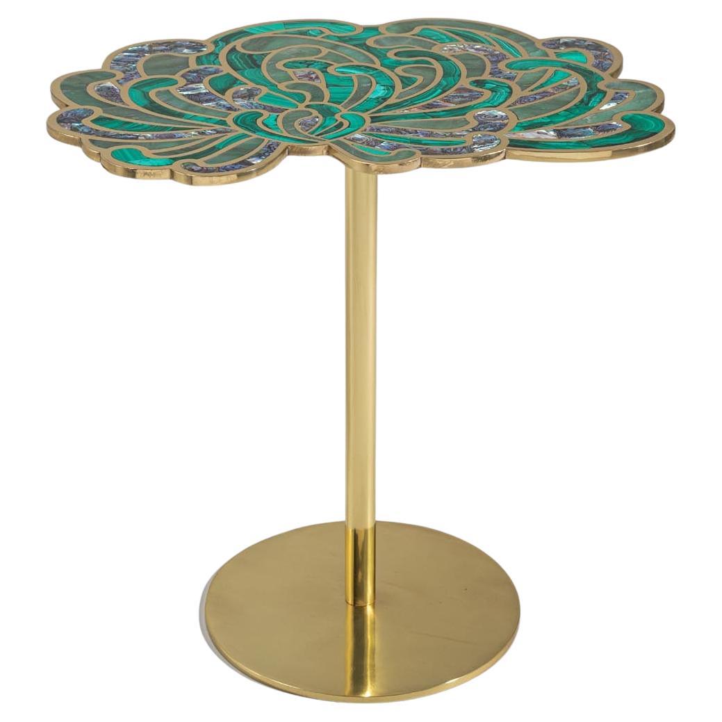 Table d'appoint Radiant Dahlia Small en laiton et pierres semi-précieuses