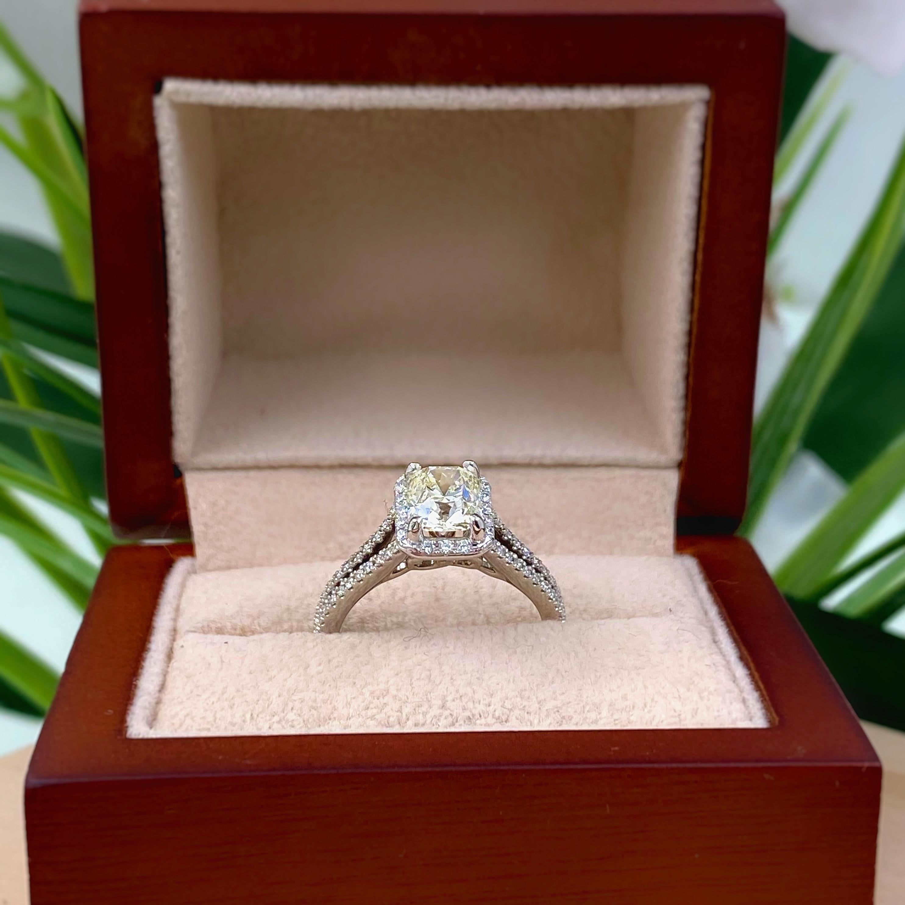 Women's or Men's Radiant Diamond 1.68 Carat Halo Design Engagement Ring 14 Karat White Gold GIA