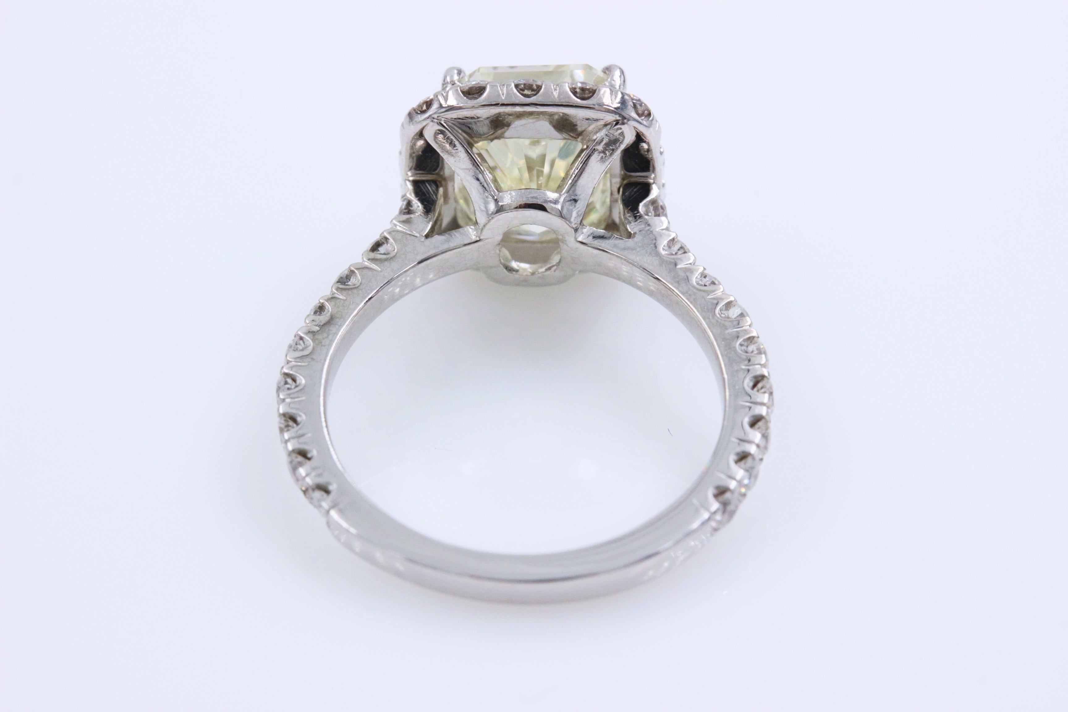 Radiant Diamond Engagement Ring Halo Design 4.61 Carat Set in Platinum For Sale 3
