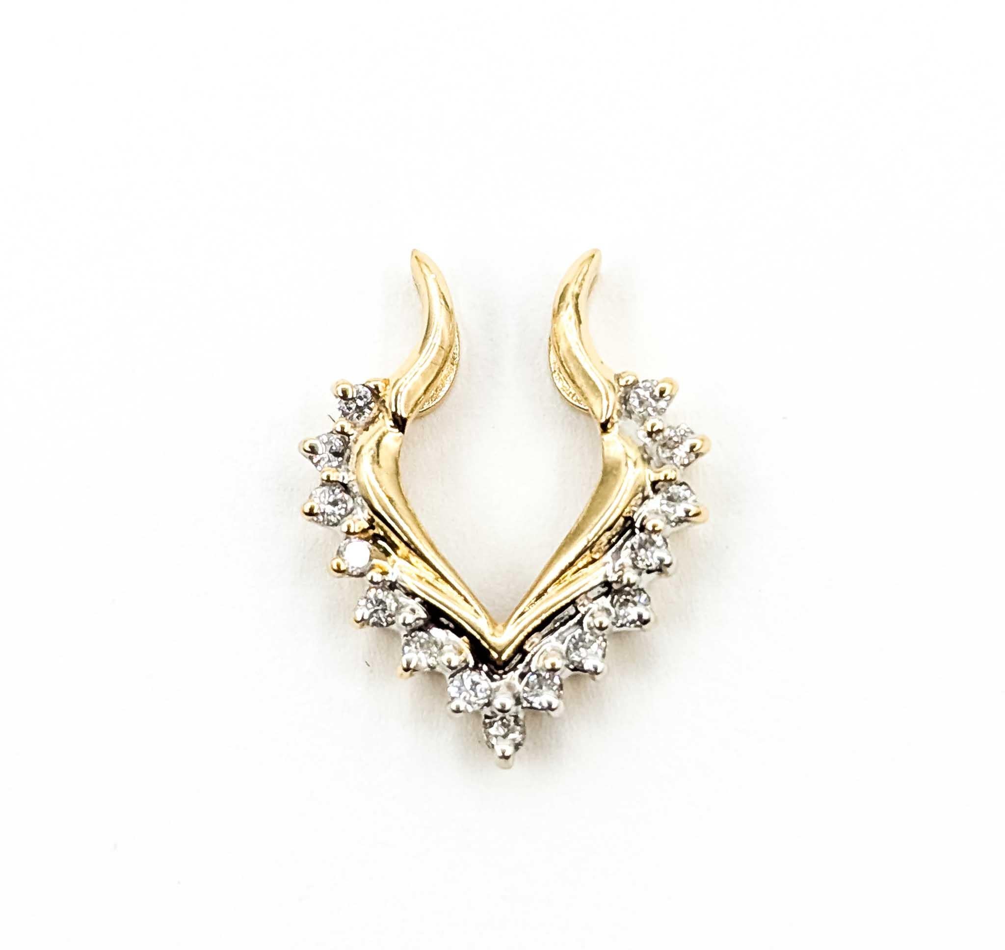 Pendentif en or jaune 14k avec diamant radiant Excellent état - En vente à Bloomington, MN