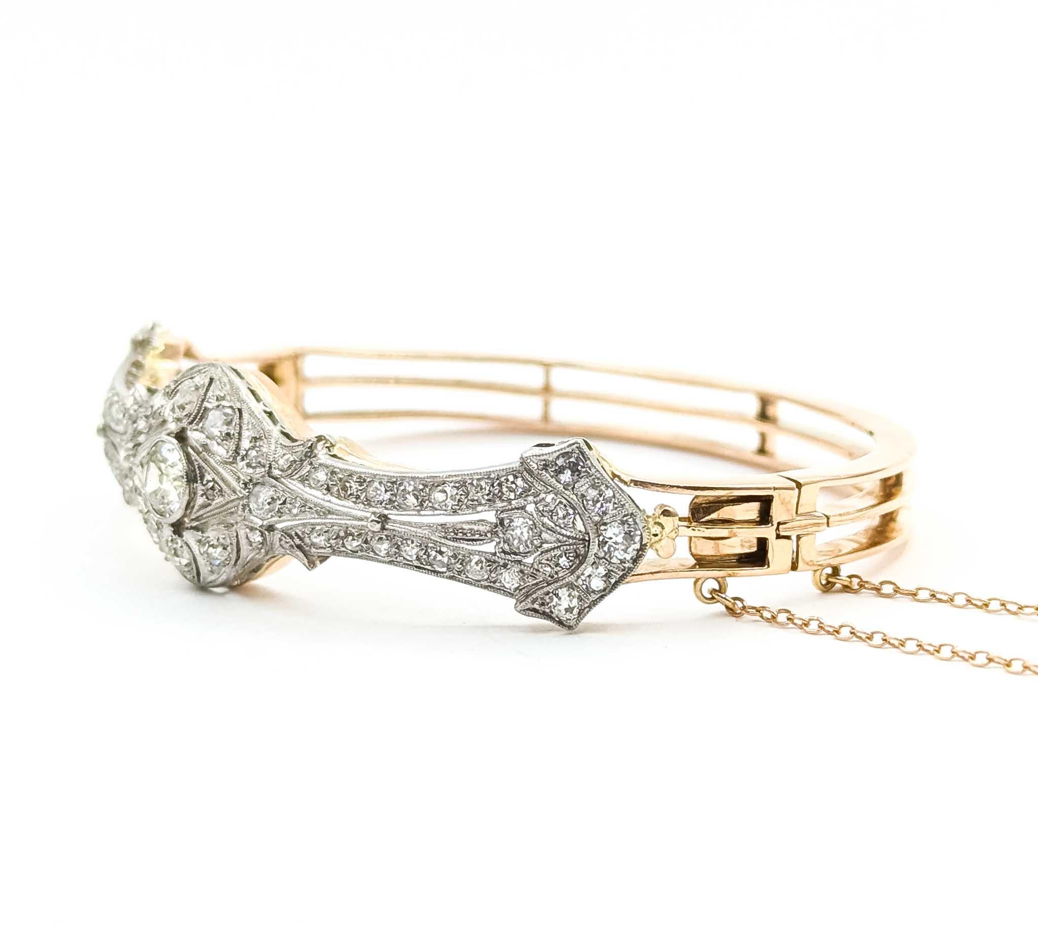Art déco Bracelet en platine avec diamant radiant en vente