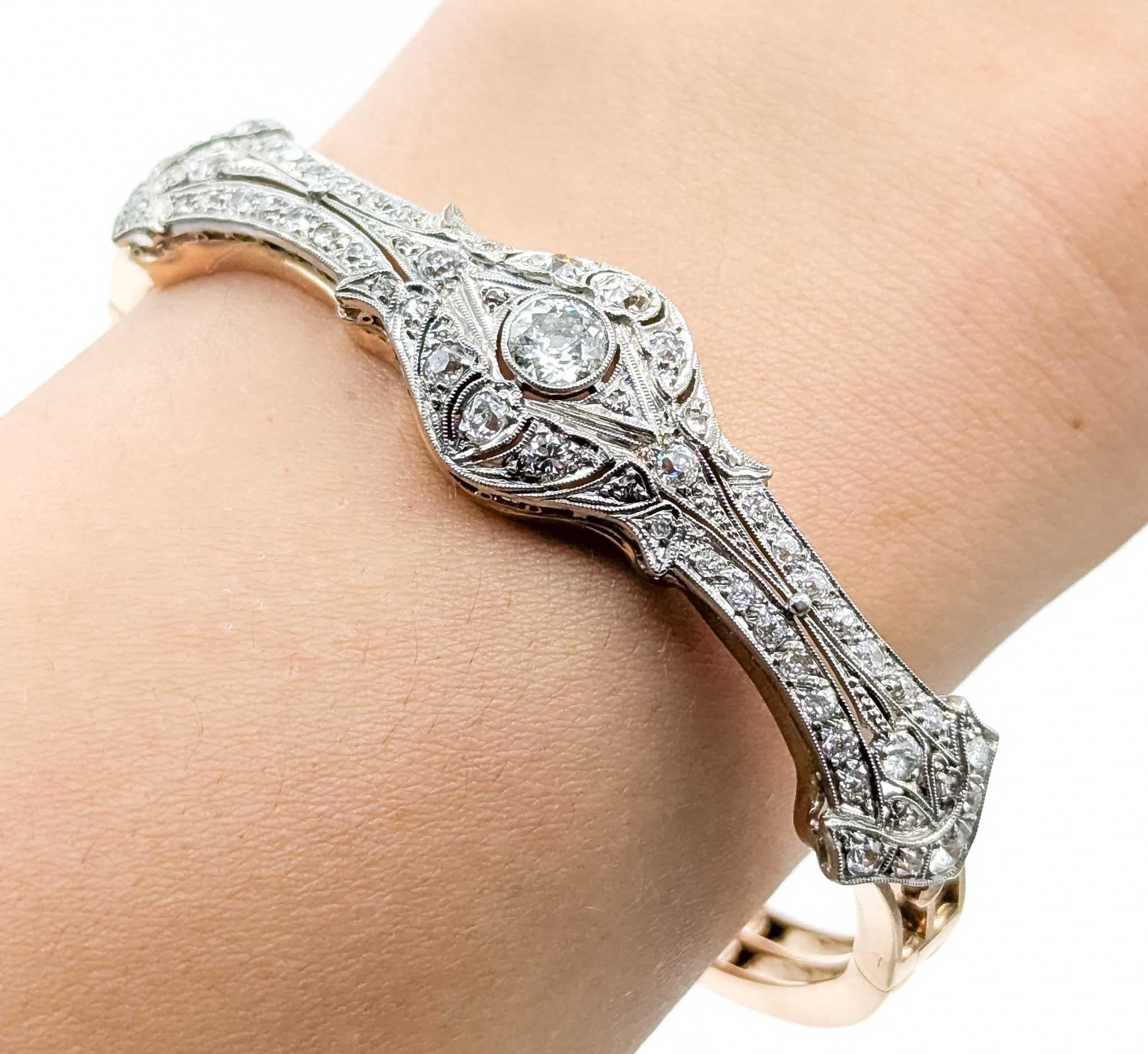 Taille vieille Europe Bracelet en platine avec diamant radiant en vente