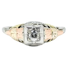 Strahlender Diamantring aus 18k dreifarbigem Gold