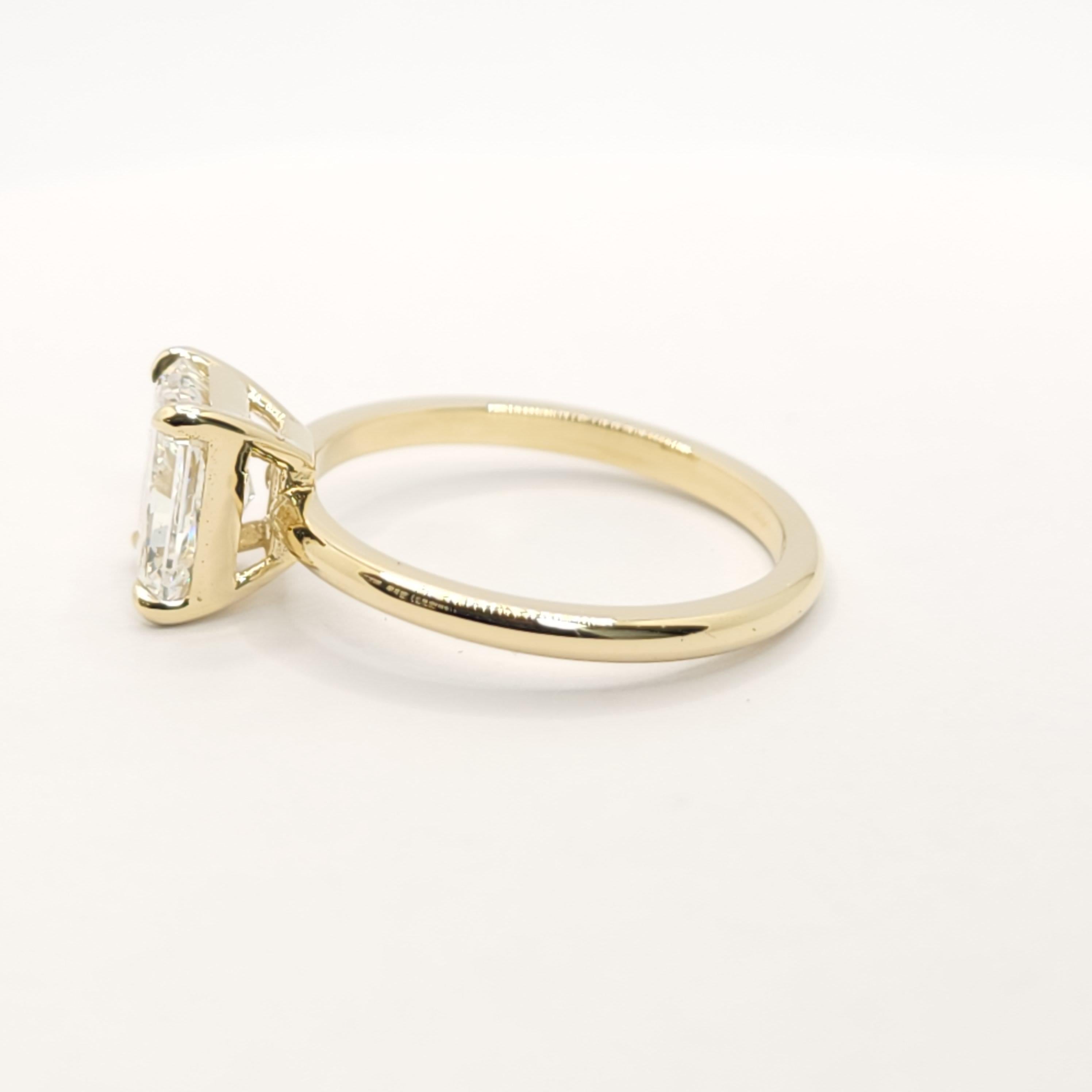 De las mujeres Anillo solitario de diamante radiante en venta