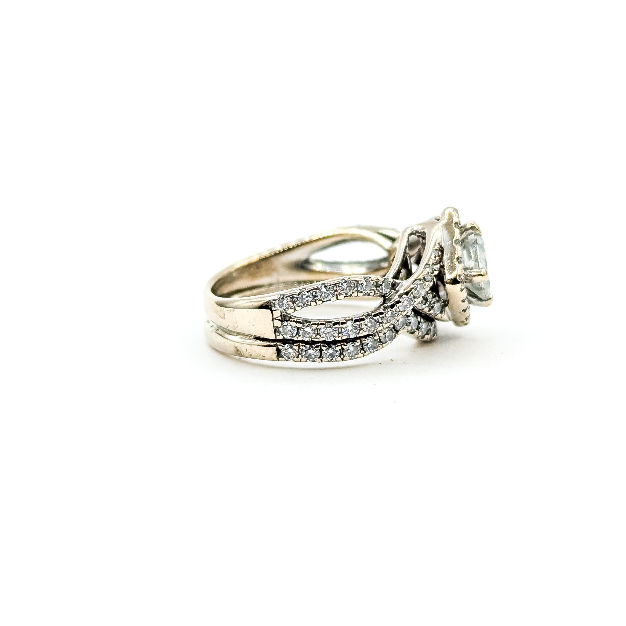Radiant Diamond Wedding Set in 14k For Sale 1