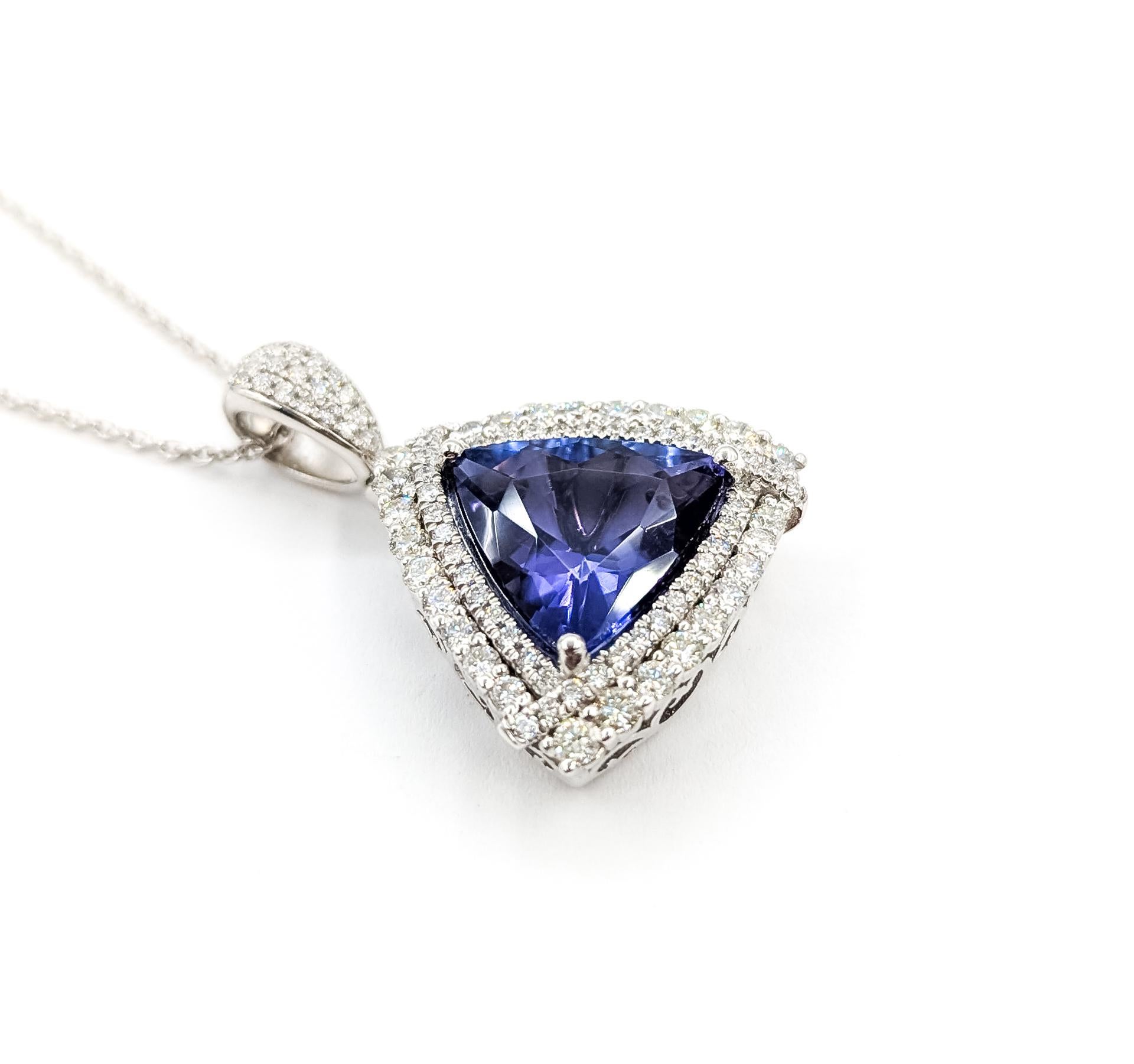 Contemporaneo Collana Radiant Double Halo con tanzanite e diamanti in platino in vendita