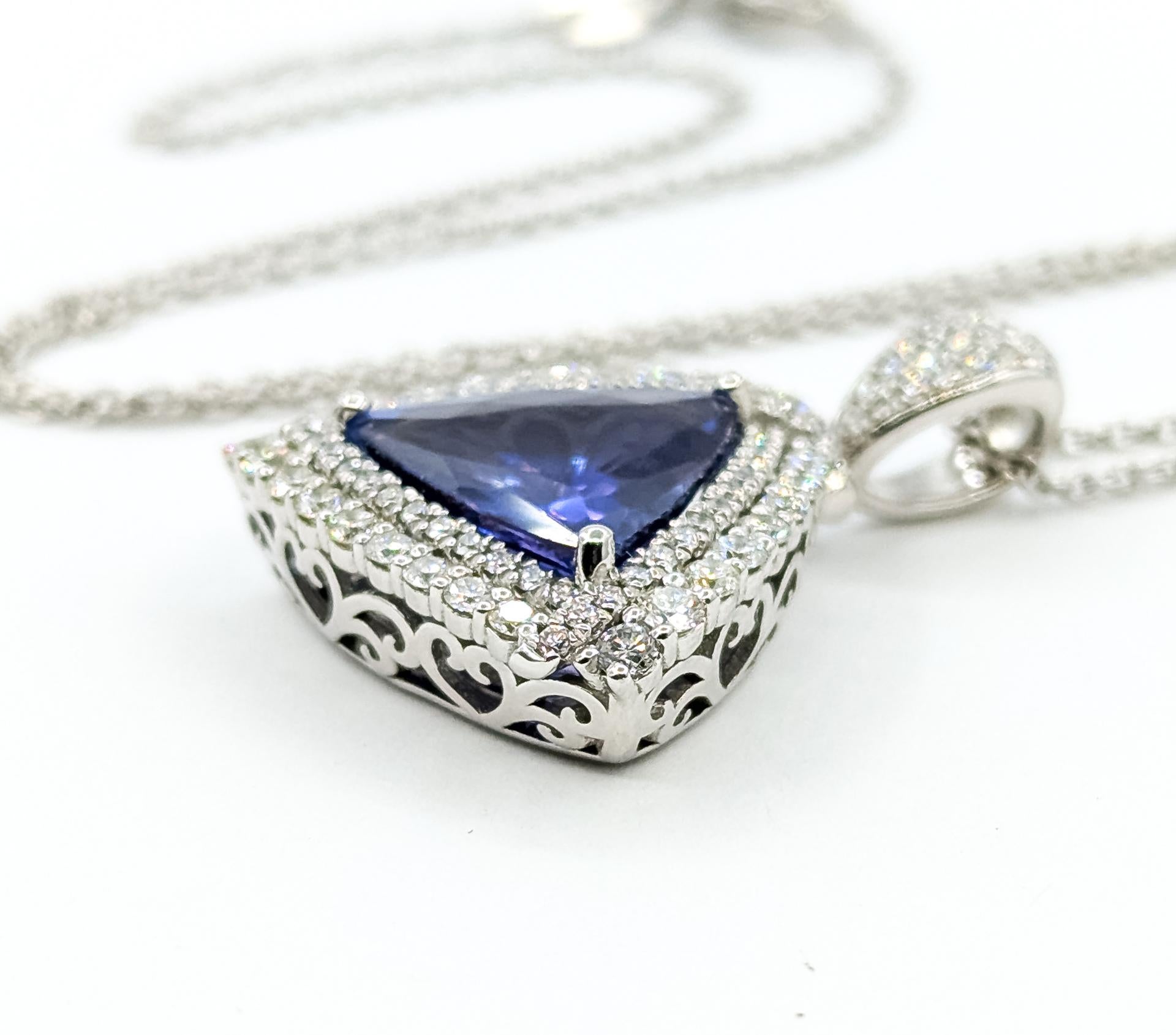 Donna Collana Radiant Double Halo con tanzanite e diamanti in platino in vendita