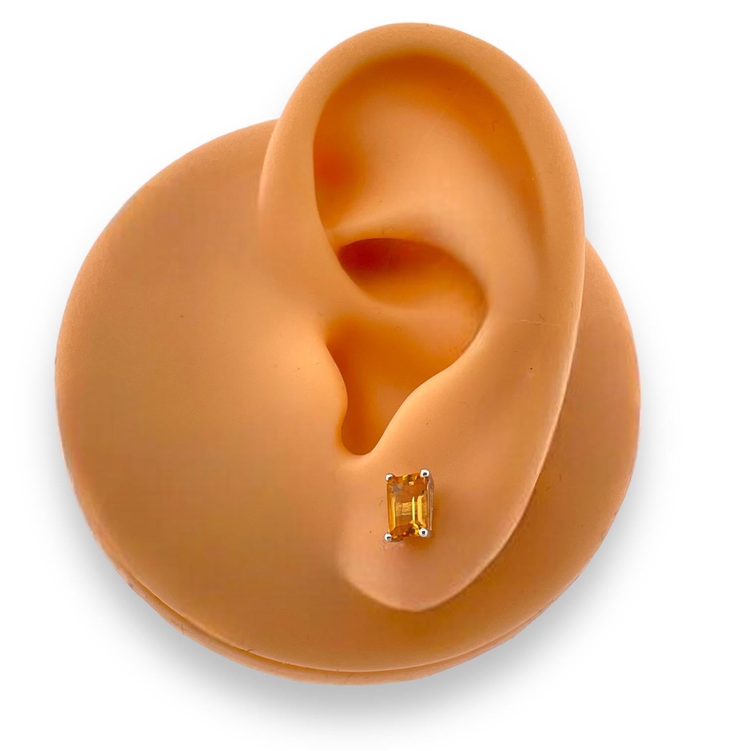 Taille radiant Radiant Elegance - Boucles d'oreilles en or blanc 14 carats avec citrine rectangulaire