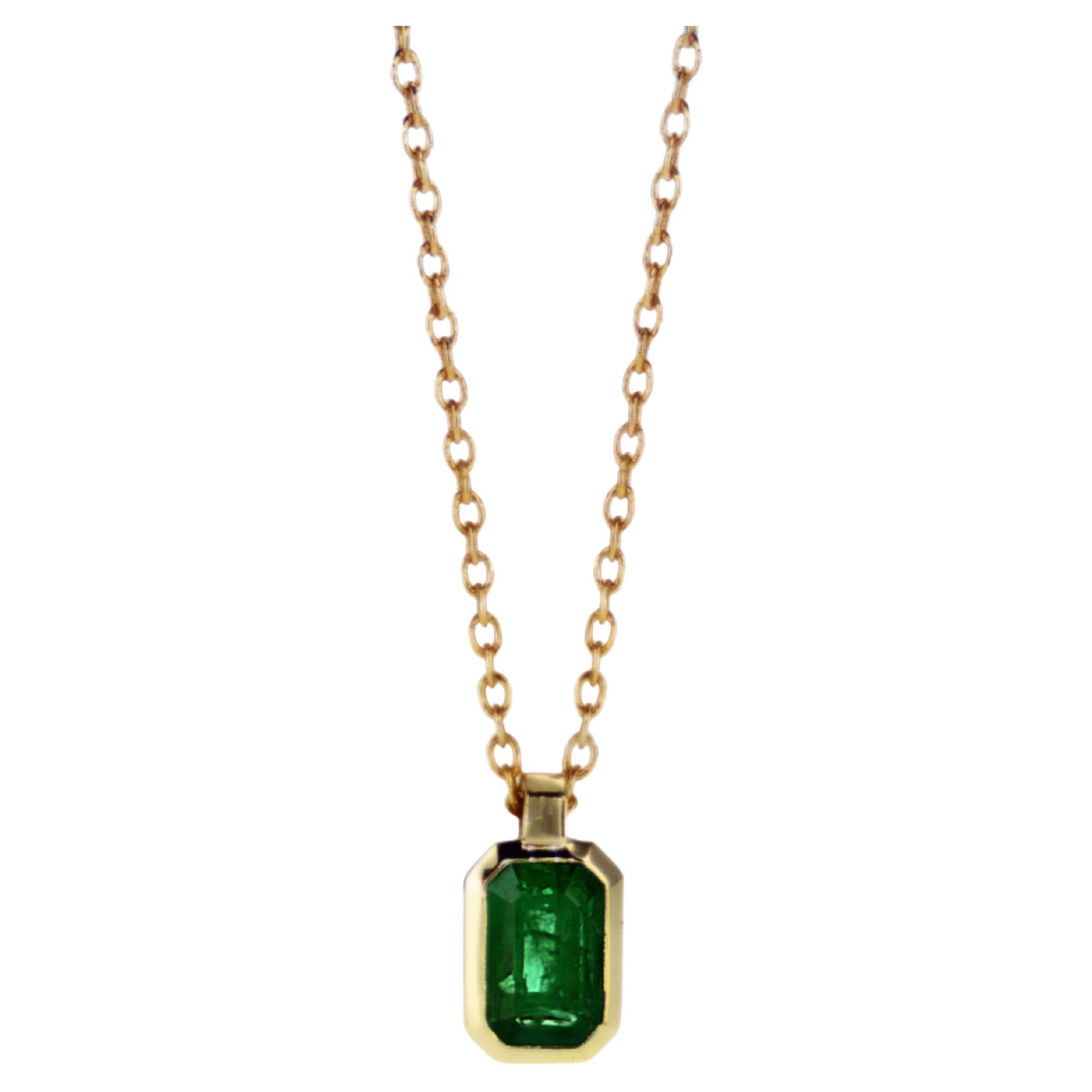 Radiant Emerald Gold Pendant For Sale