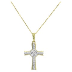 Natural Diamonds 0.25 Carats 18 Karat Yellow Gold Cross Chain pendant Necklace 