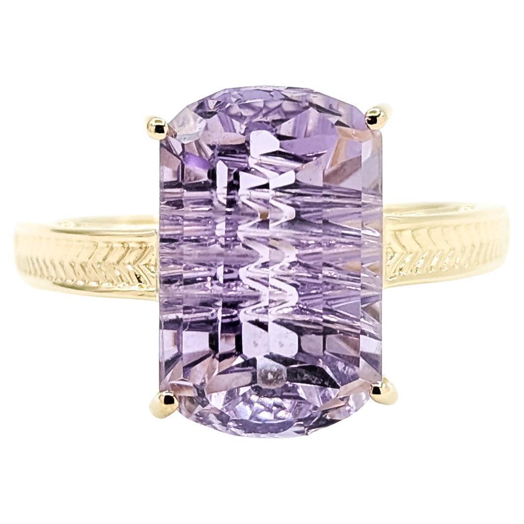 Anello con ametista radiosa taglio fantasia in 14k
