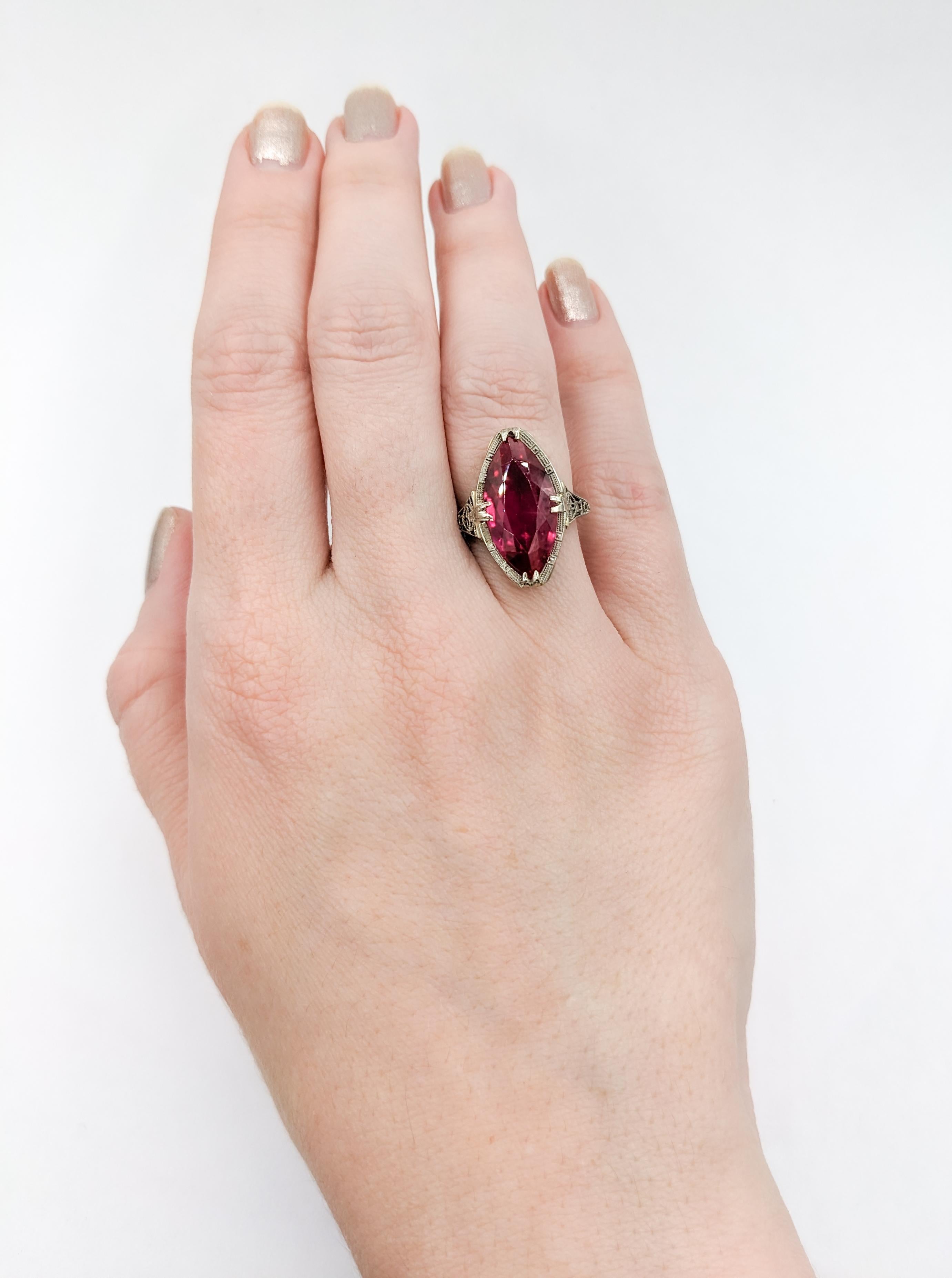 Art-Déco-Ring mit strahlendem filigranem und synthetischem Rubin (Art déco)