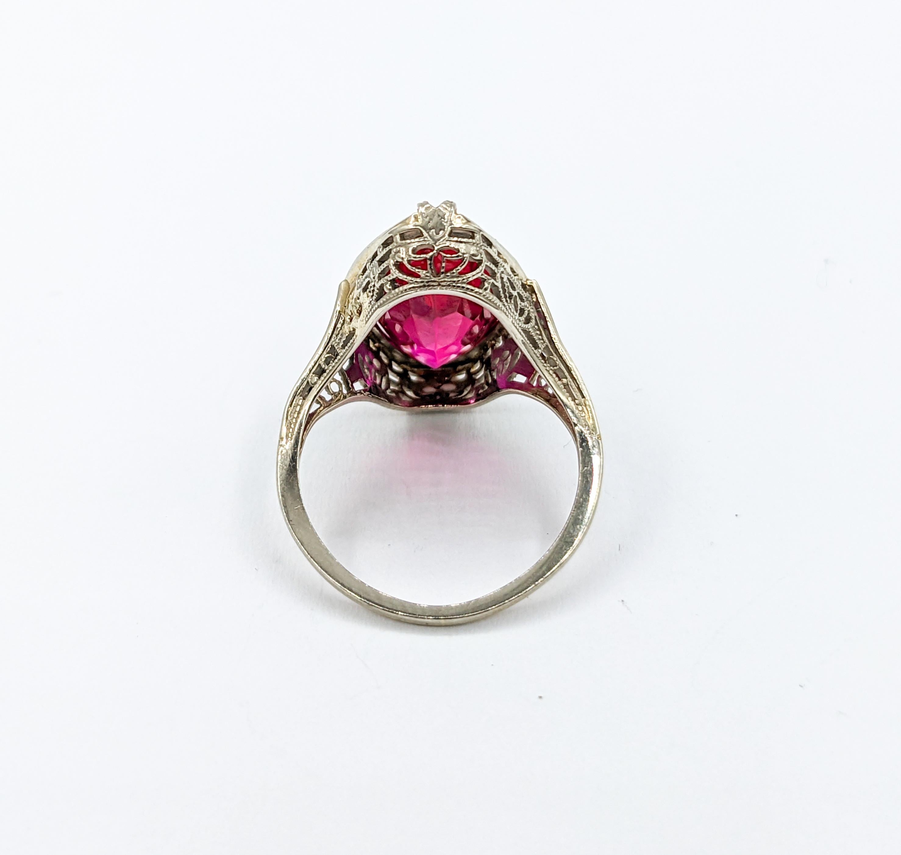 Art-Déco-Ring mit strahlendem filigranem und synthetischem Rubin 2