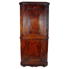 Radiant George III Solid Elm Corner Cupboard c. 1800