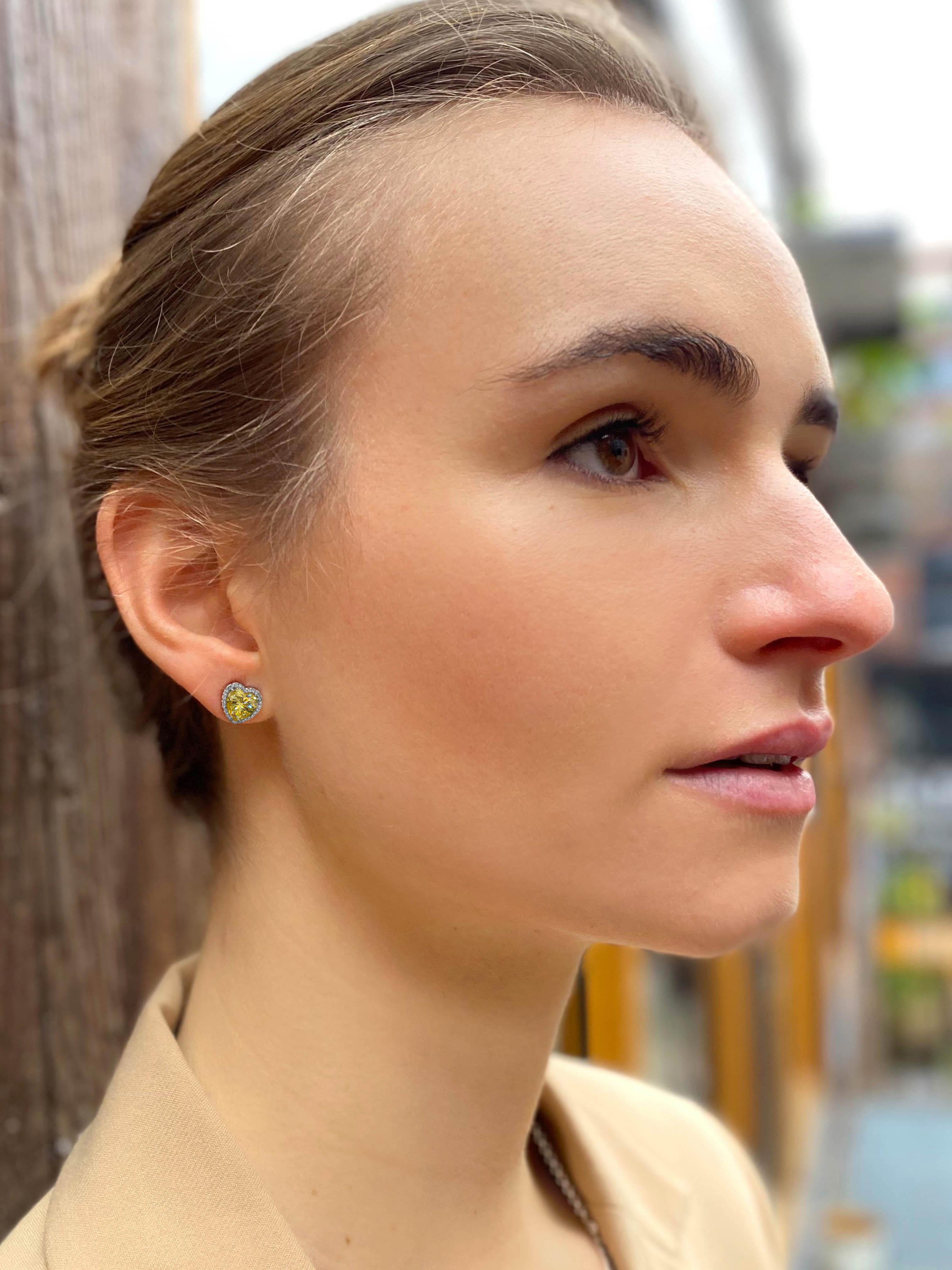 Radiant Heart Earrings In New Condition For Sale In Antwerpen, Vlaams Gewest