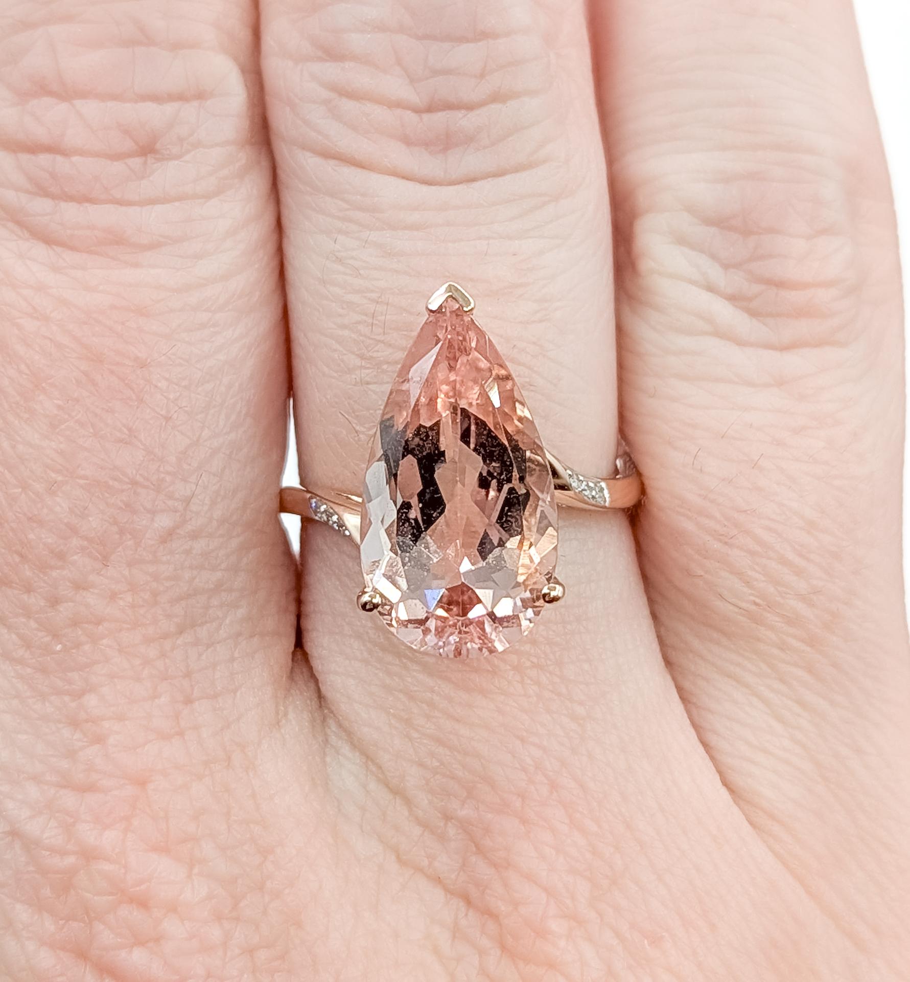 Anillo de Morganita Radiante y Diamantes de 14k en Excelente estado para la venta en Bloomington, MN