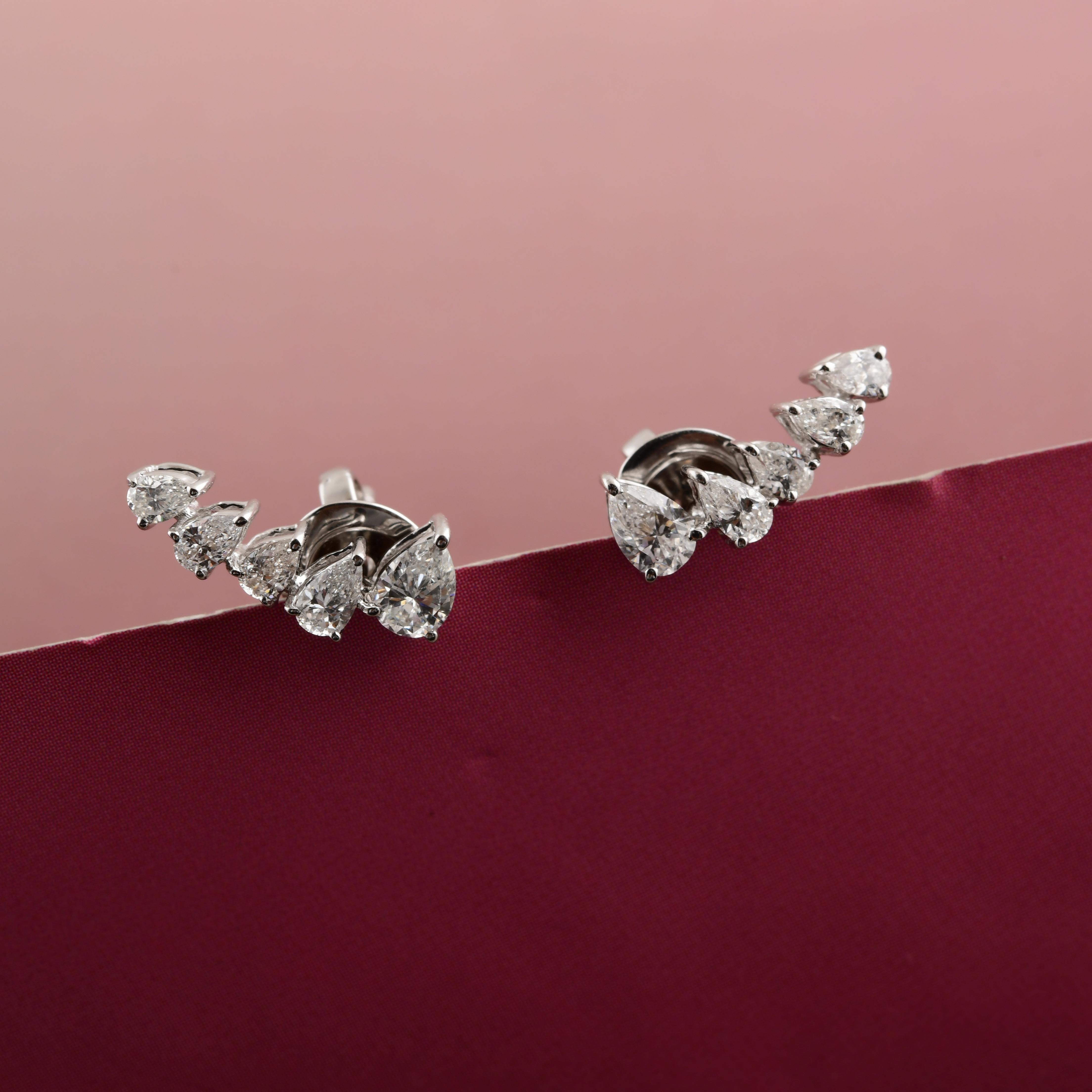 Radiant Pear Cut SI/HI Diamond Ear Climber Earrings 18k Solid White Gold In New Condition For Sale In Diera, Dubai