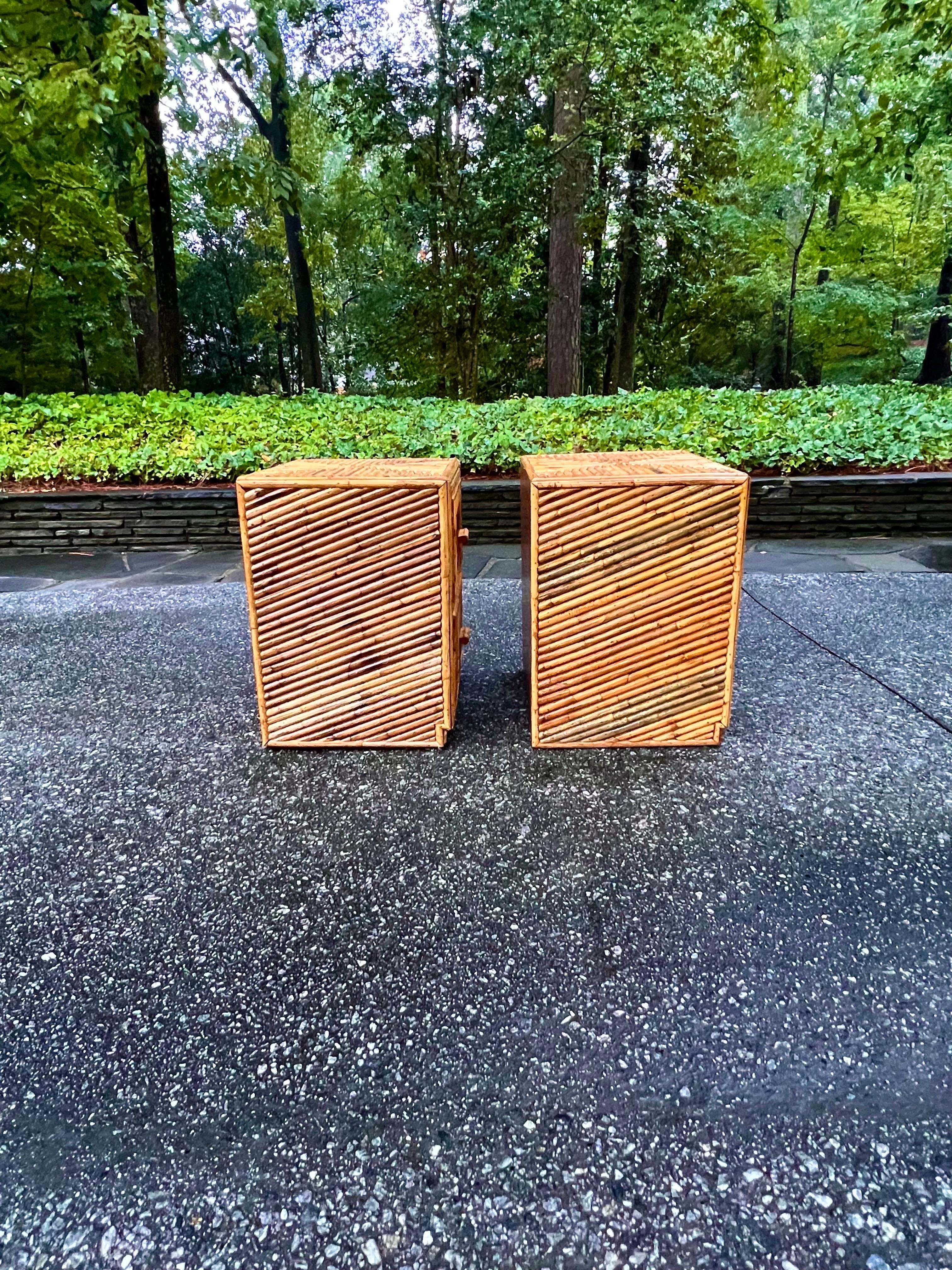 Philippine Radiant Restored Pair of Bamboo and Mahogany Cube Small Chests, circa 1970 For Sale