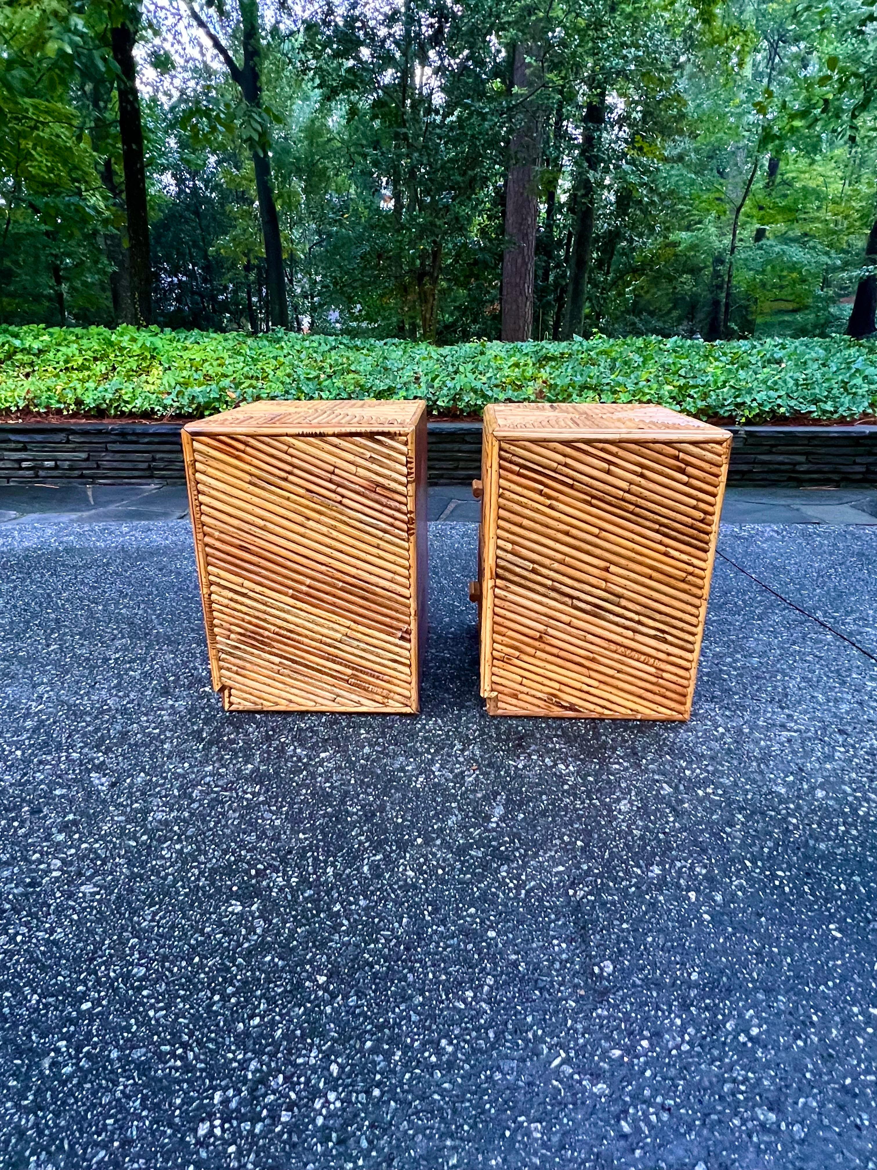 Radiant Restored Pair of Bamboo and Mahogany Cube Small Chests, circa 1970 For Sale 2