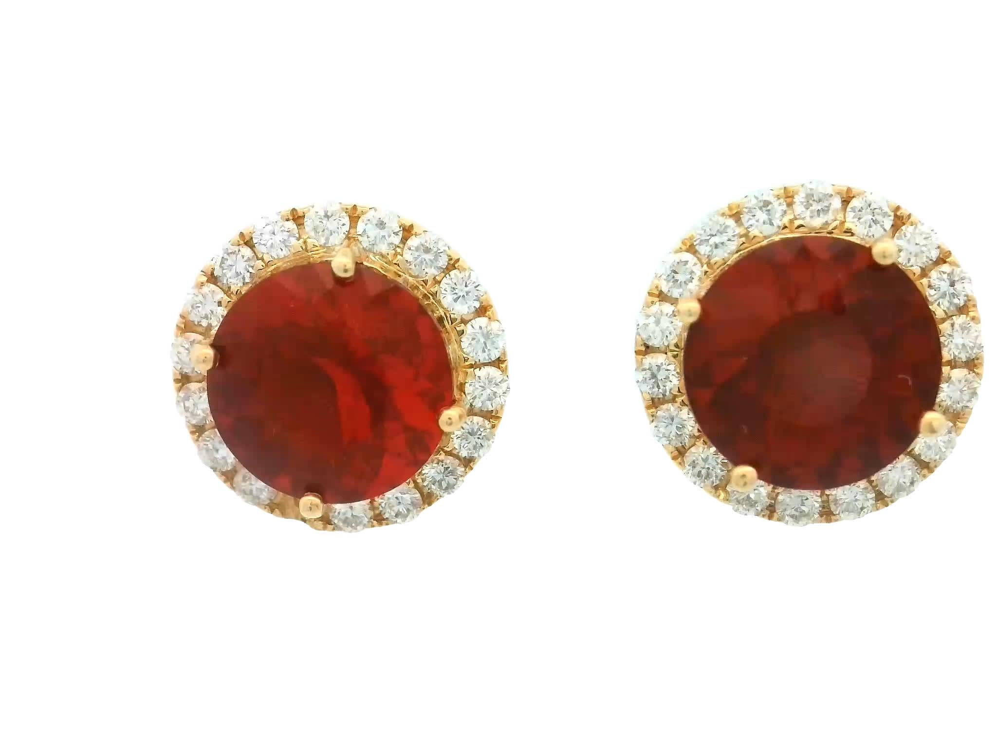 Radiant ruby sparklers In New Condition For Sale In Great Neck Plaza, NY
