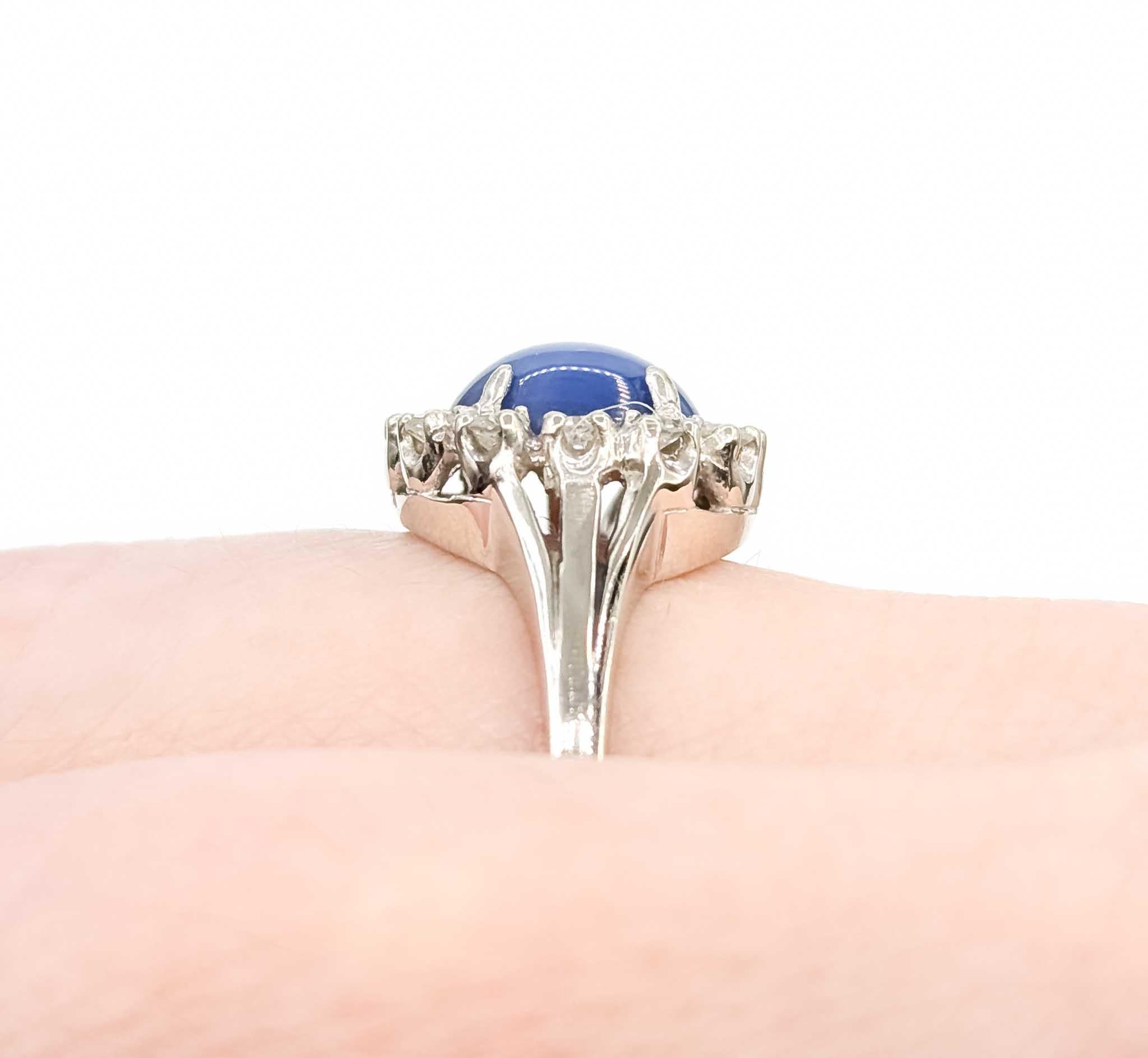Donna Anello con zaffiro e diamante a stella radiante in oro bianco 14k vintage in vendita