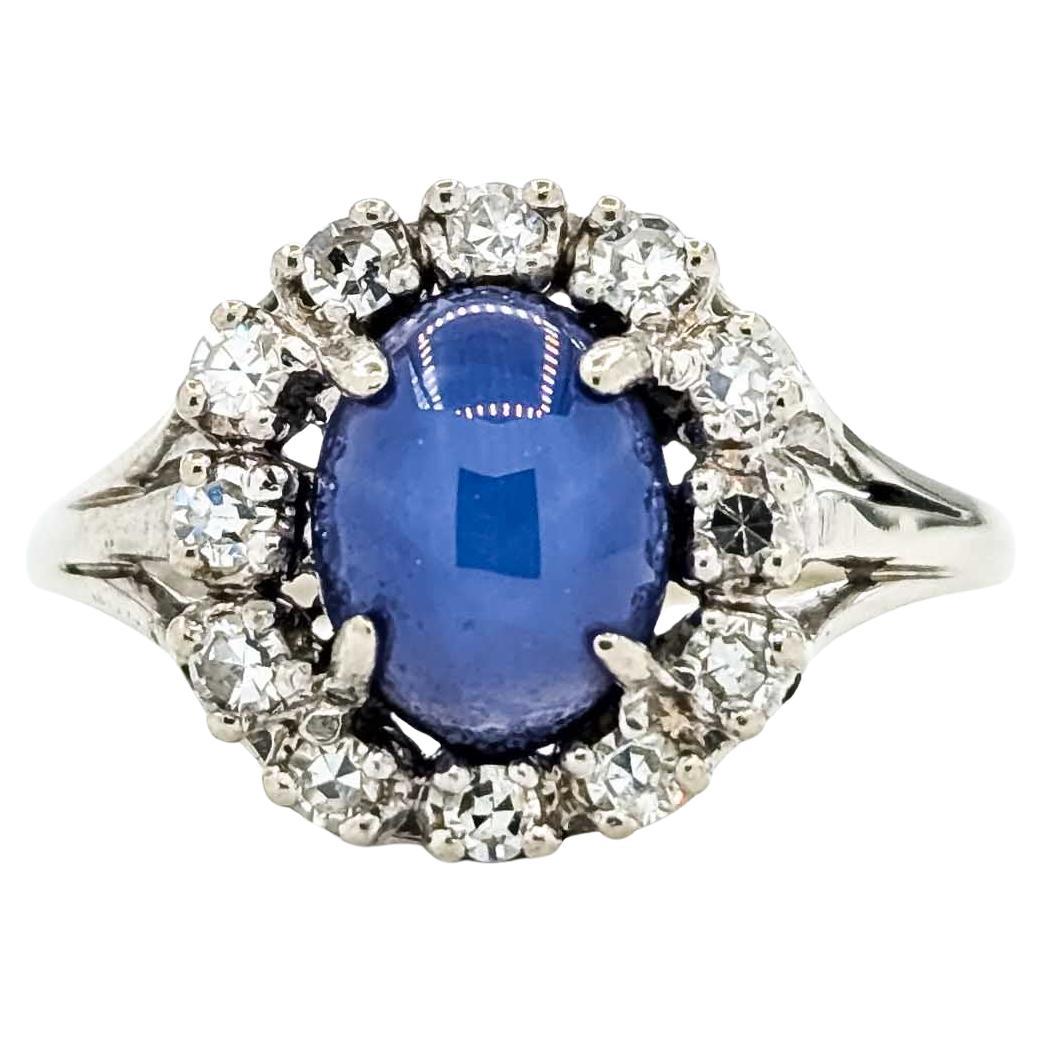 Anello con zaffiro e diamante a stella radiante in oro bianco 14k vintage in vendita