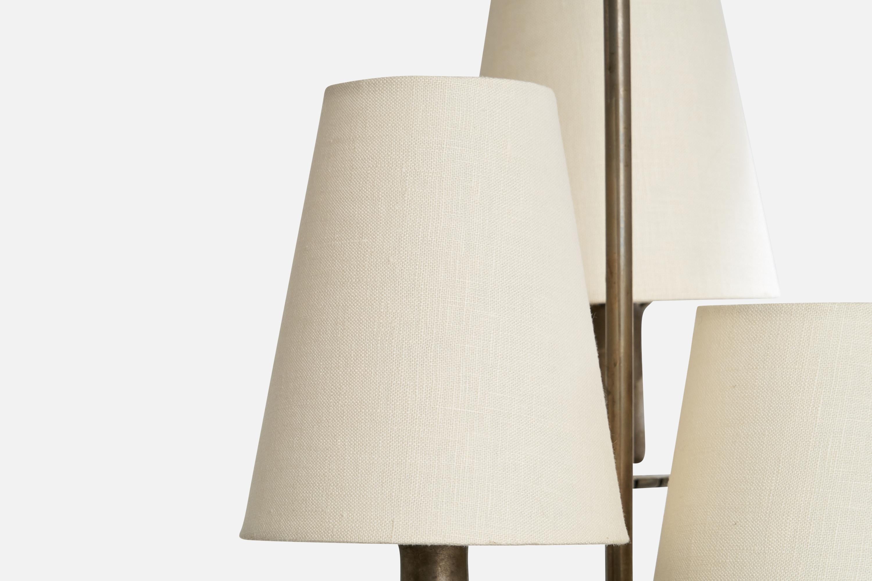Radiant, lampe de table, nickel, tissu, États-Unis, années 1950 Bon état - En vente à High Point, NC