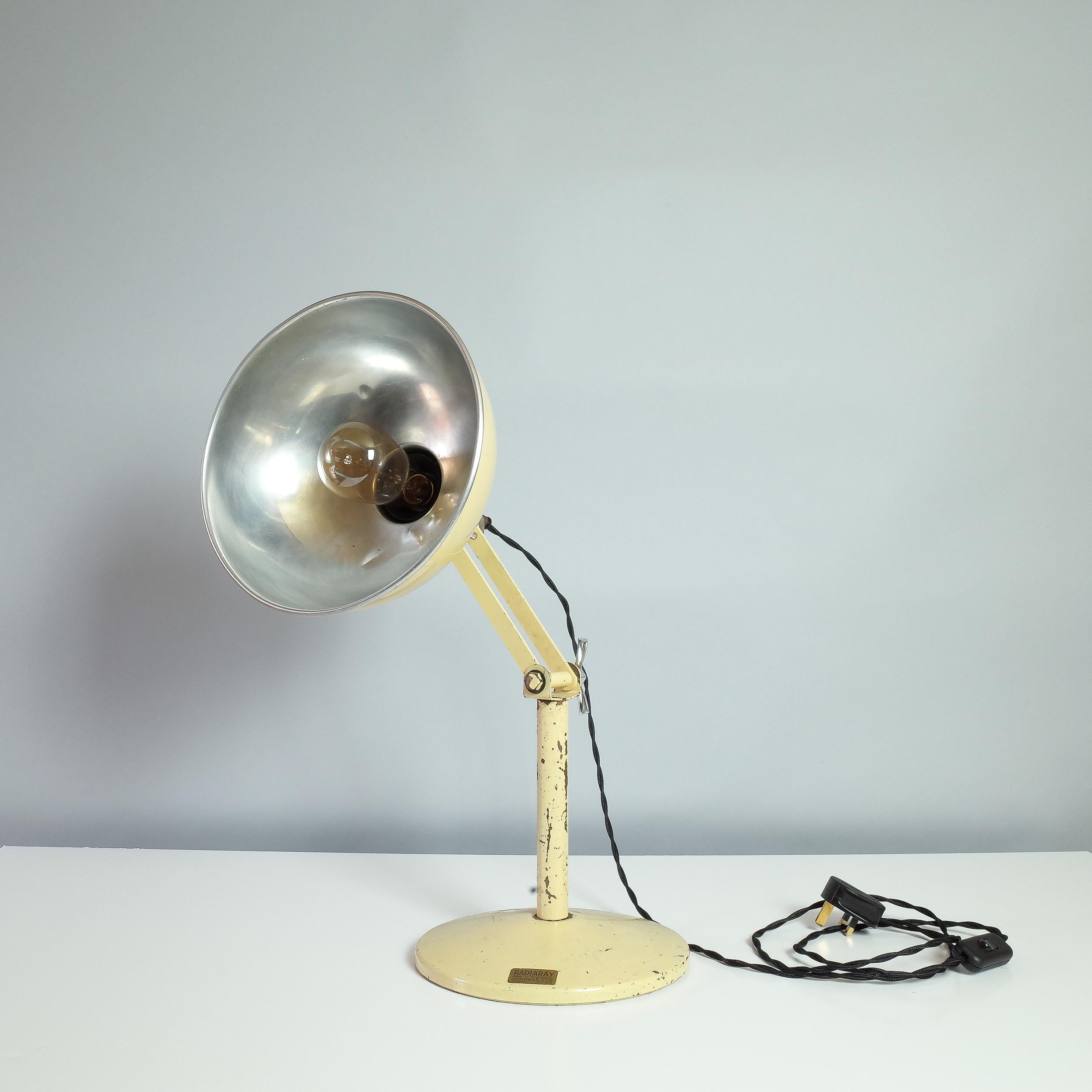 Radiaray Industrial Desk Lamp from Hinders Ltd, London 1930s In Good Condition For Sale In Berkhamsted, GB