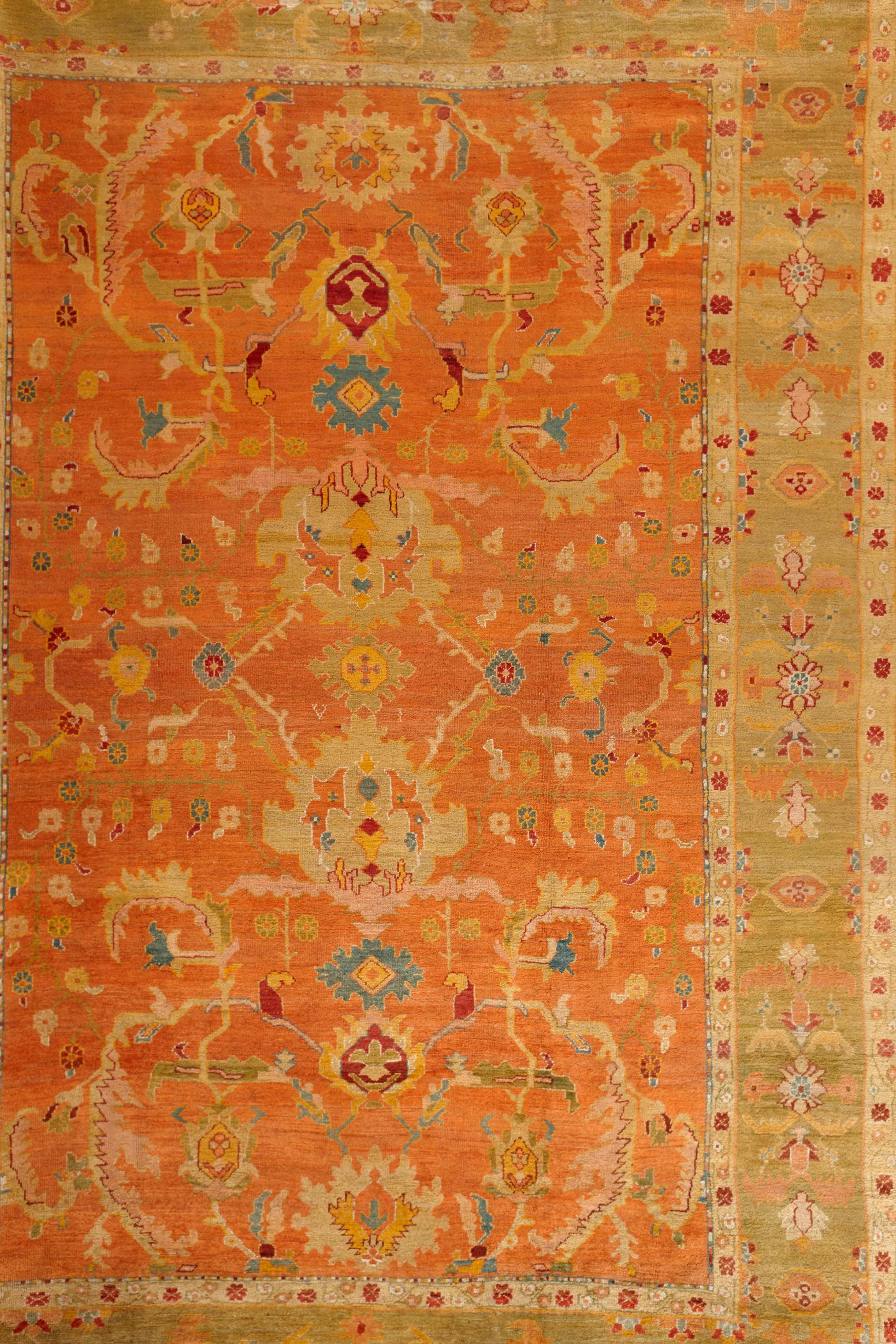 Turc Radient Tapis Oushak du 19ème siècle en vente
