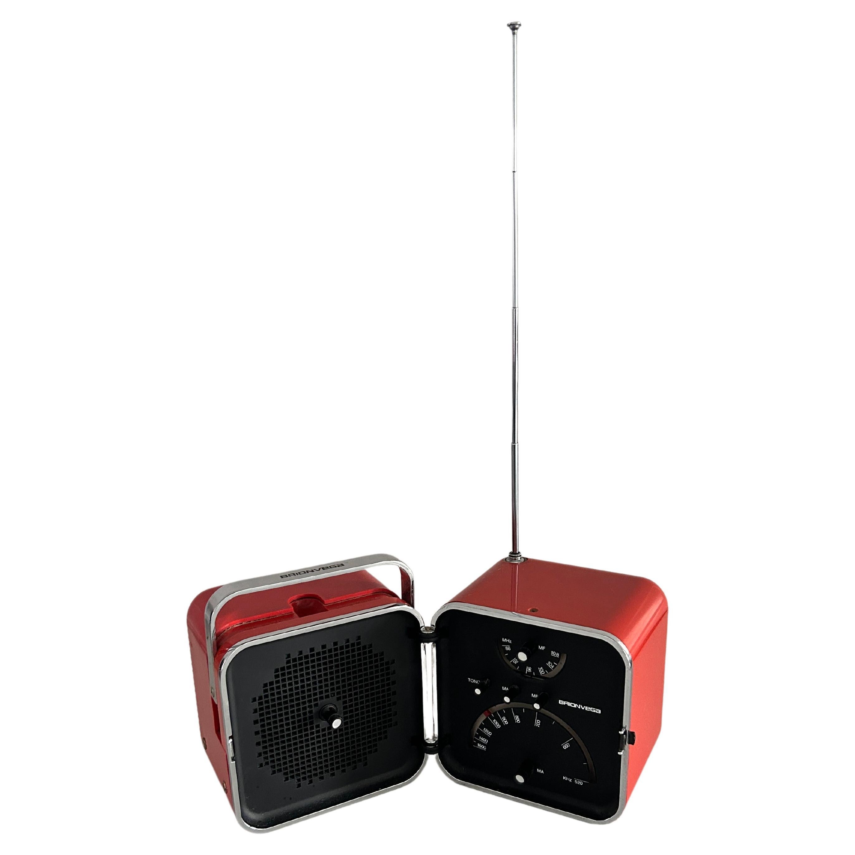 Radio Cube Brionvega mod. TS502, Richard Sapper et Marco Zanuso