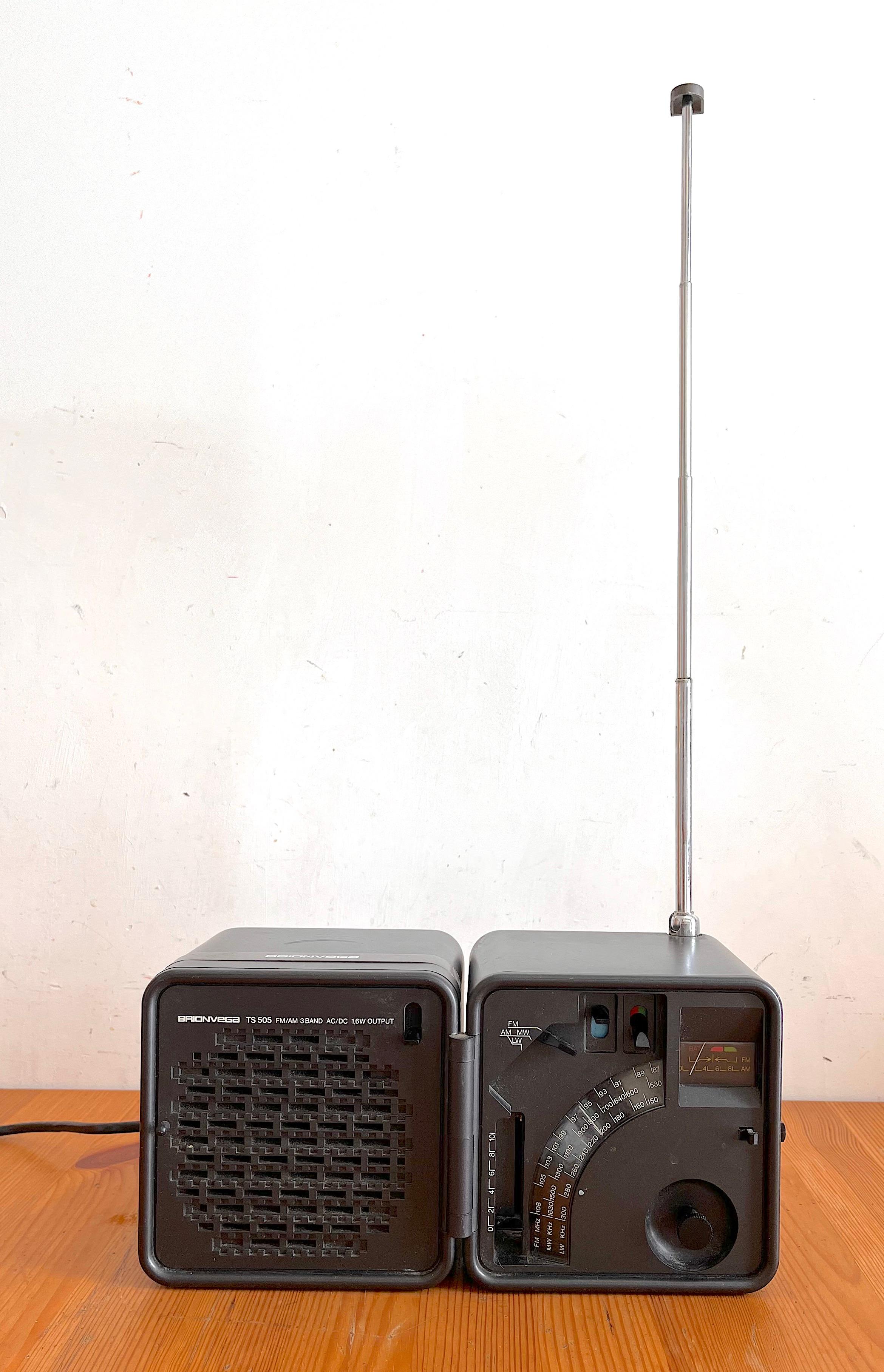 Brionvega Radio Cube mod. TS505, Richard Sapper and Marco Zanuso For Sale 6