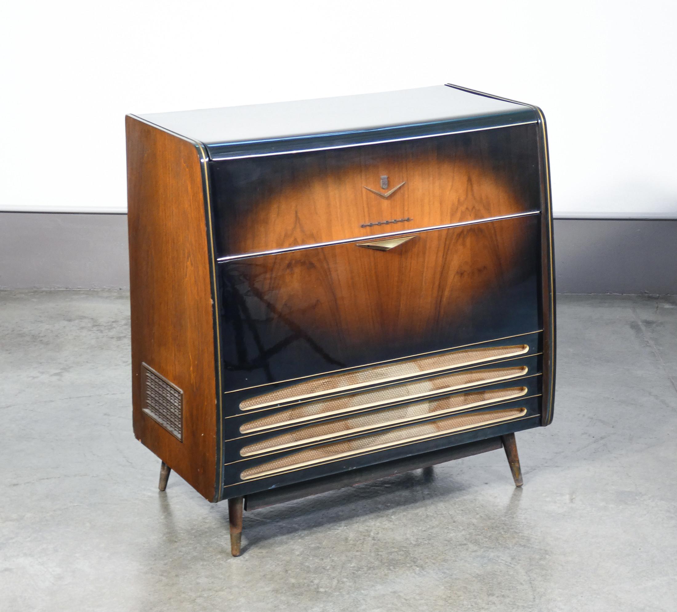 Radio-fono-registratore Grundig Musikschrank 7038, Germania, 1958 In condizioni buone a Torino, IT