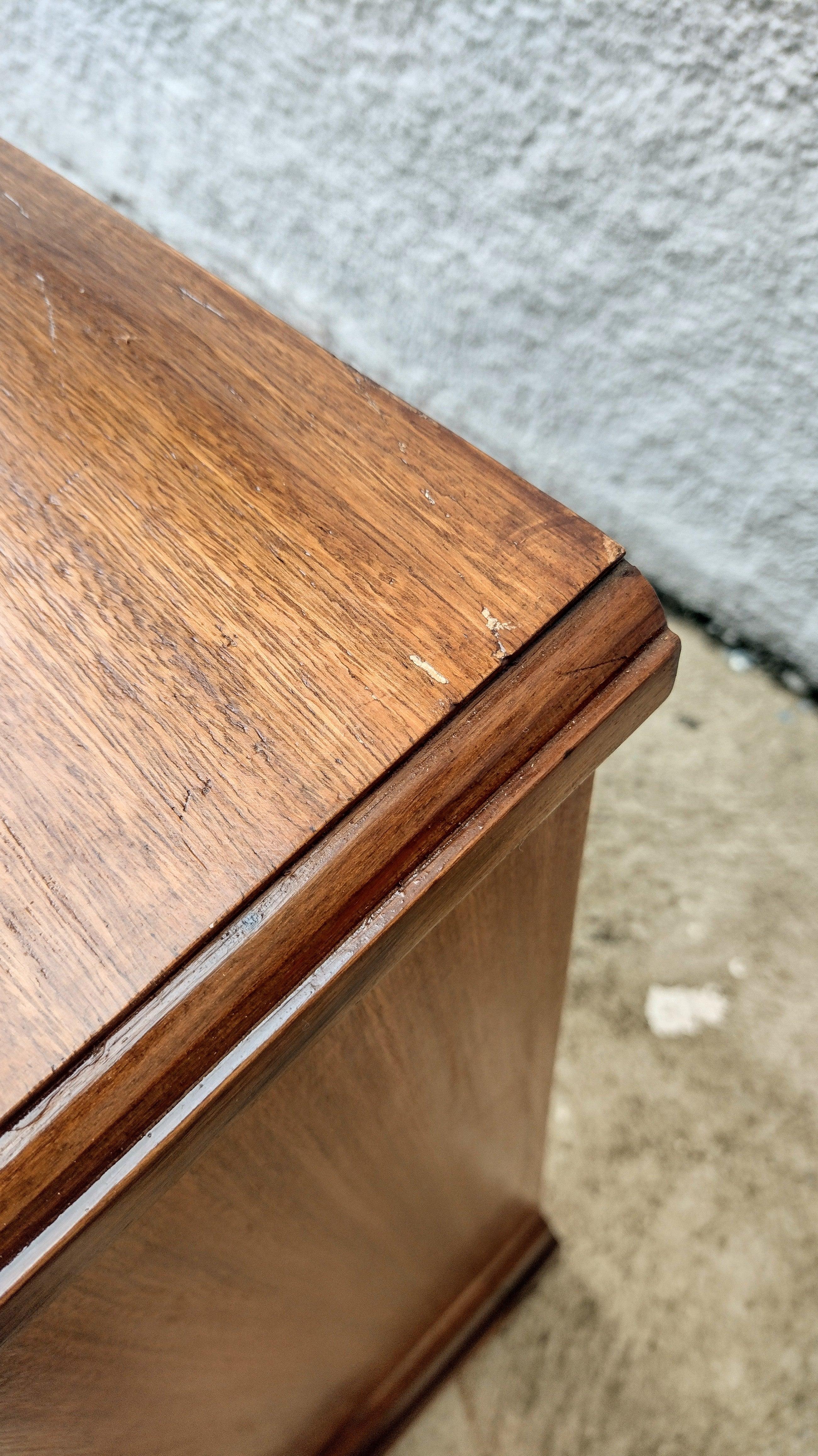 Radio Victrola Universal 1950s in Cherrywood 'Does Not Work' For Sale 4