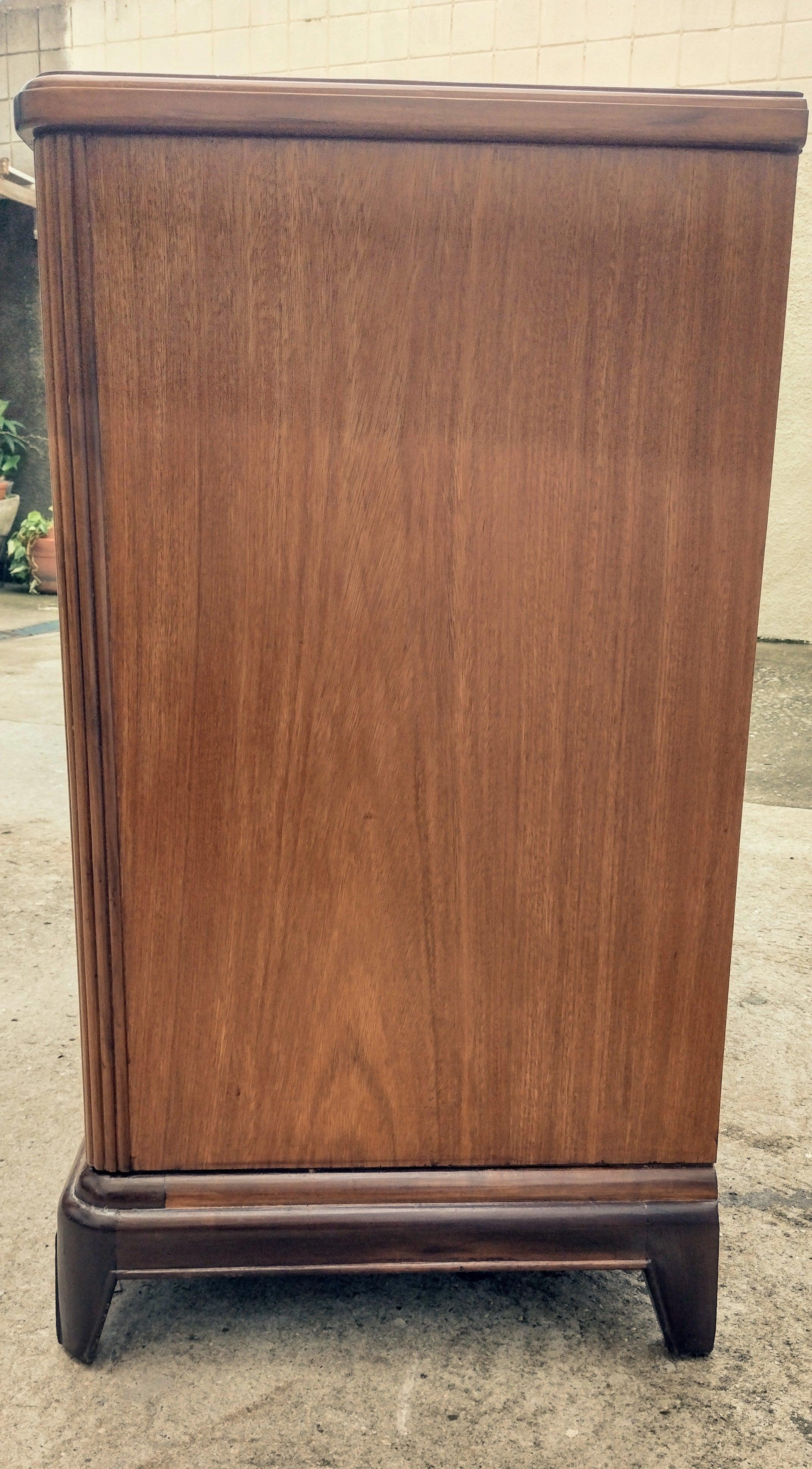 Radio Victrola Universal 1950s in Cherrywood 'Does Not Work' For Sale 10