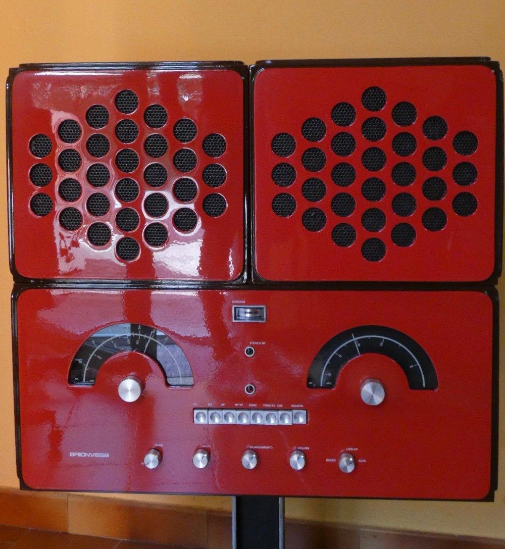 Late 20th Century Radiofonografo Cubo Rr 126 Fo di F.lli Castiglioni per Brionvega en vente