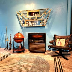 Radiogram Stereo Record Player "The Coffee Table Console Book" (vintage radios)