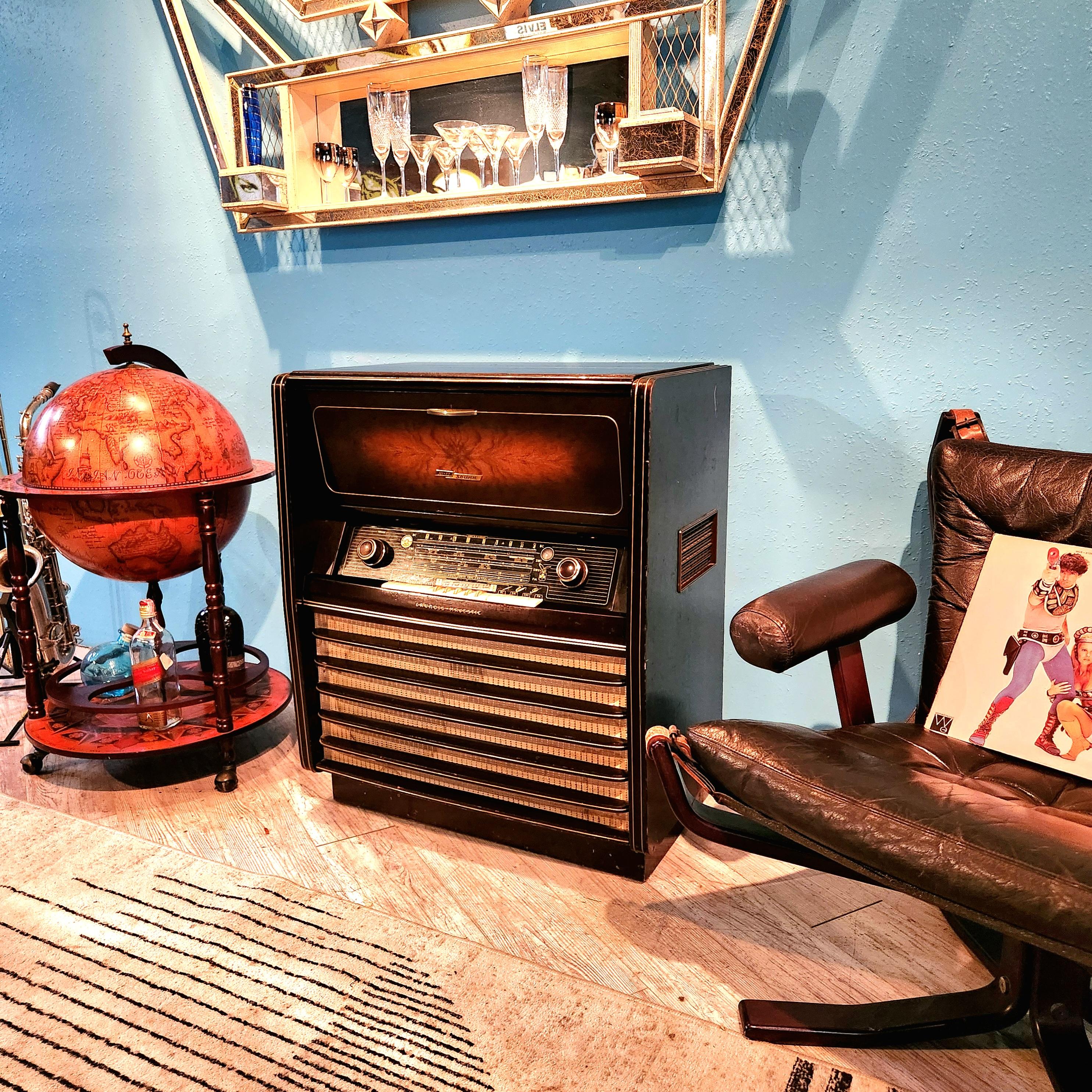 Mid-Century Modern Radiogram Stereo Record Player 