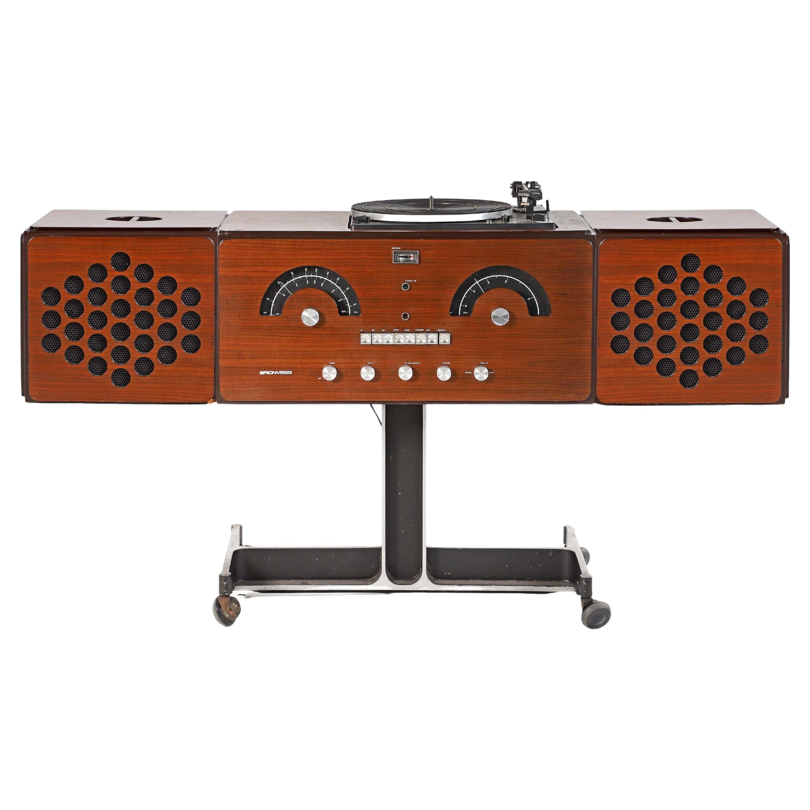 Radiogram Stereo Record Player „The Couchtisch-Konsolenbuch“ (Vintage-Radios) im Angebot