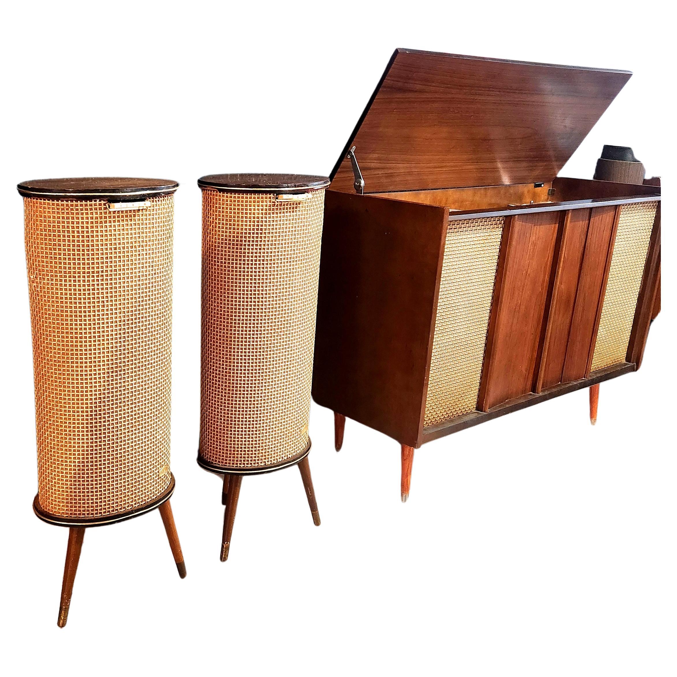 Vintage Zenith Stereo For Sale on 1stDibs