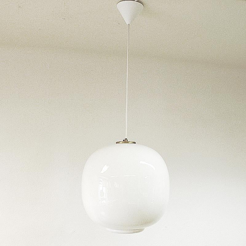 Radiohus Pendant VL45 by Lauritzen & Poulson, Denmark, 1940s In Good Condition In Stockholm, SE