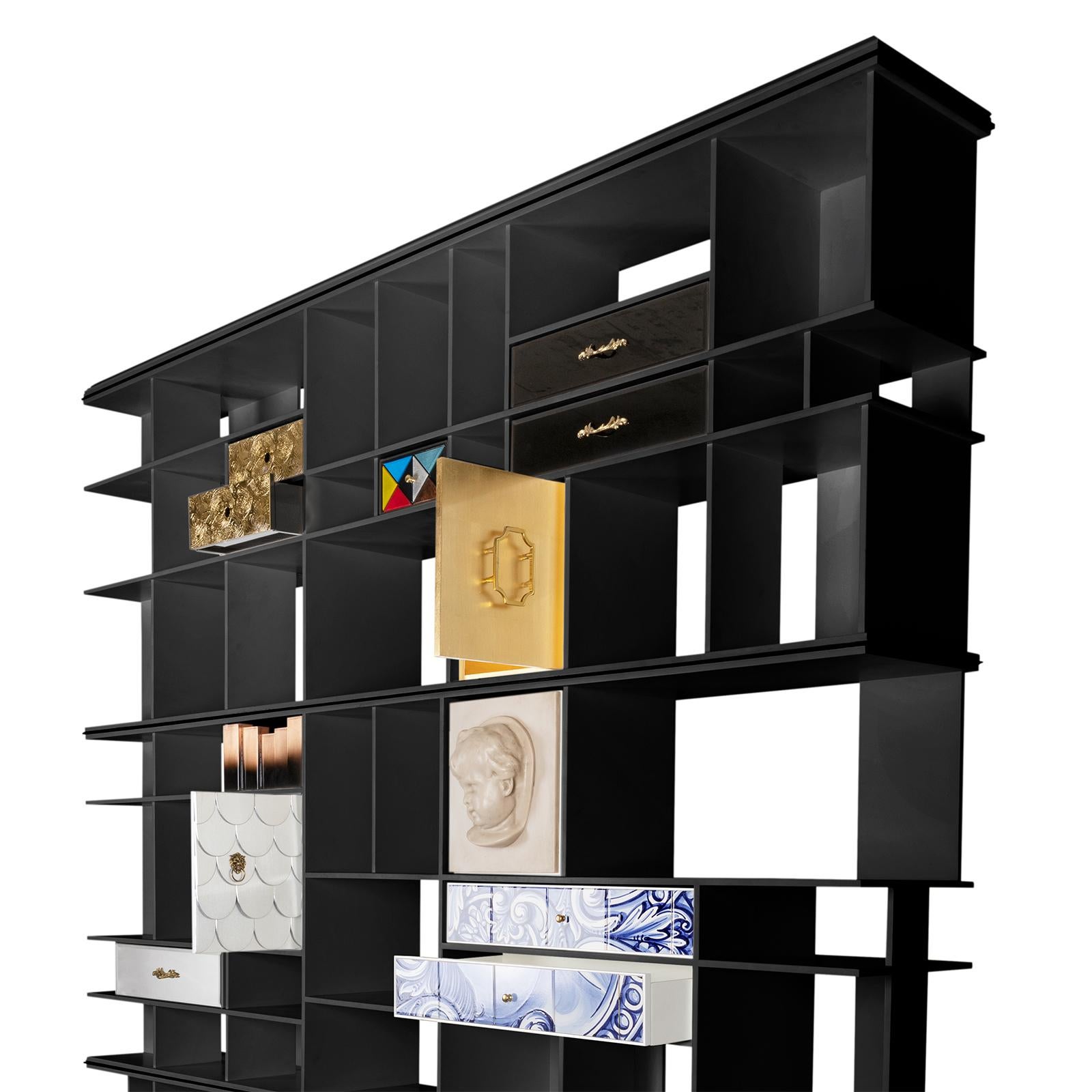 Radius Designiertes schwarzes Bücherregal (21. Jahrhundert und zeitgenössisch) im Angebot