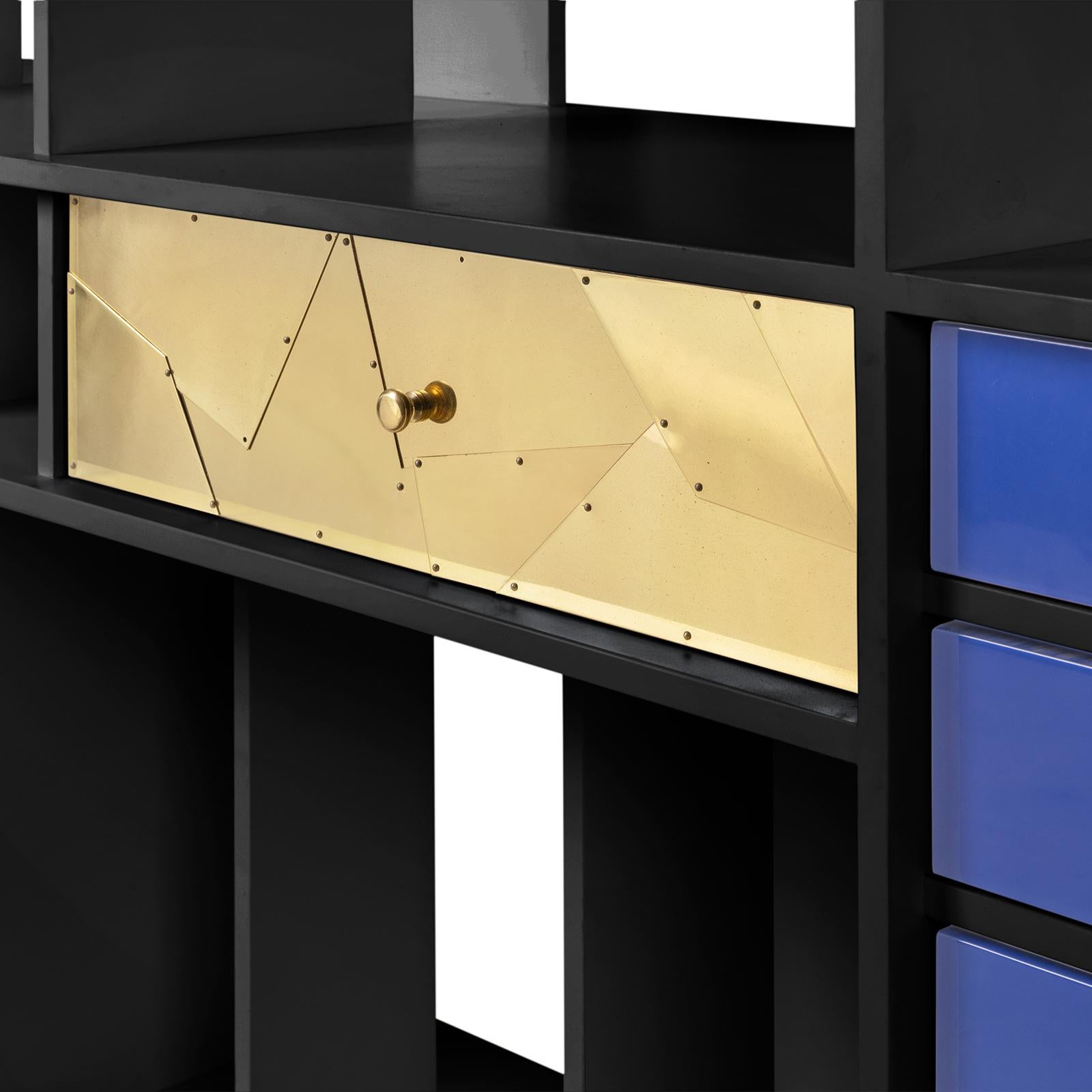 Radius Designiertes schwarzes Bücherregal im Angebot 1