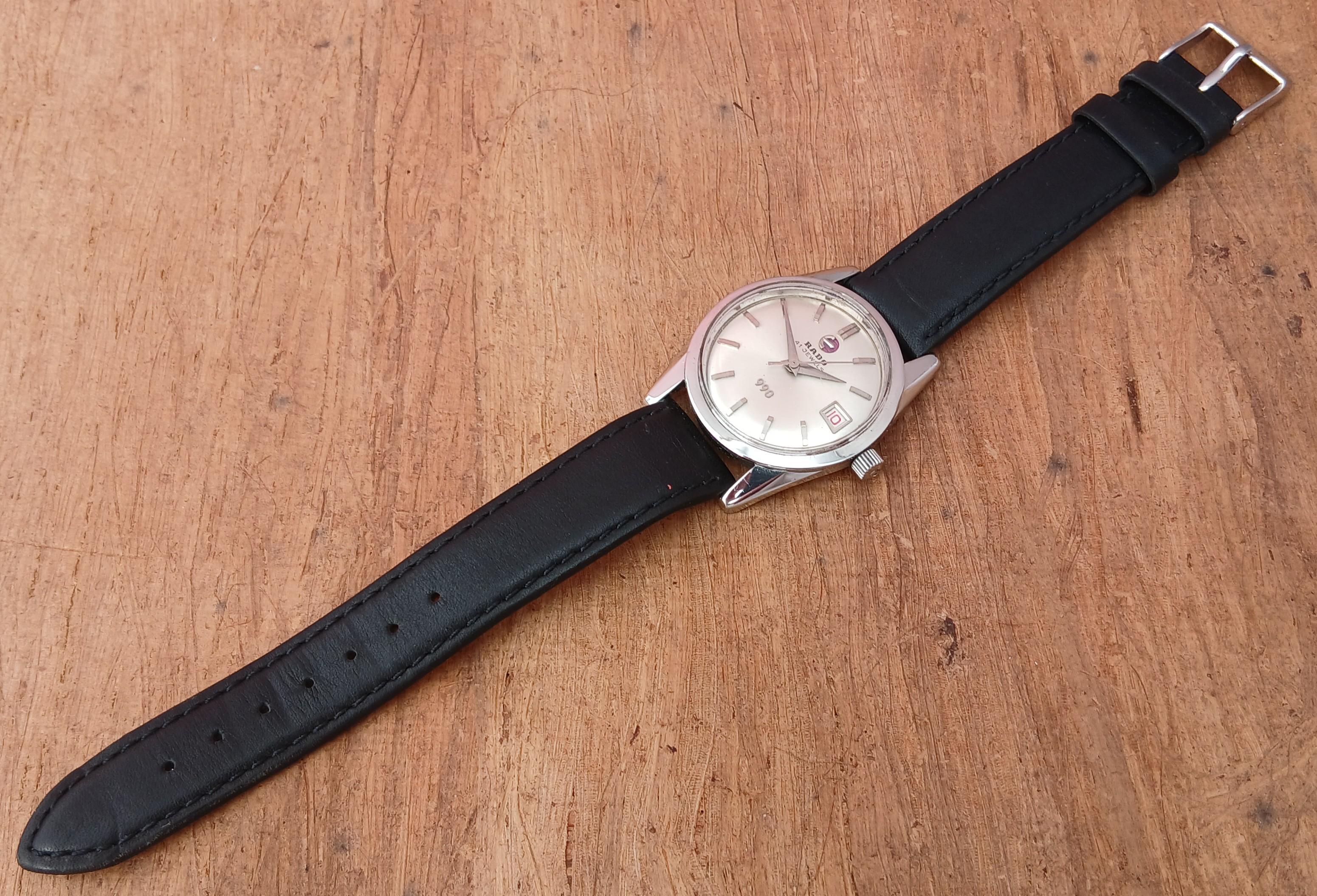  Description
Brand: Rado

Model: 990

Reference Number:343942

Country Of Manufacture: Switzerland

Movement: Automatic

Case Material: Stainless steel

Measurements : Case width: 36 mm. (without crown)

Band Type : After Market leather

Band