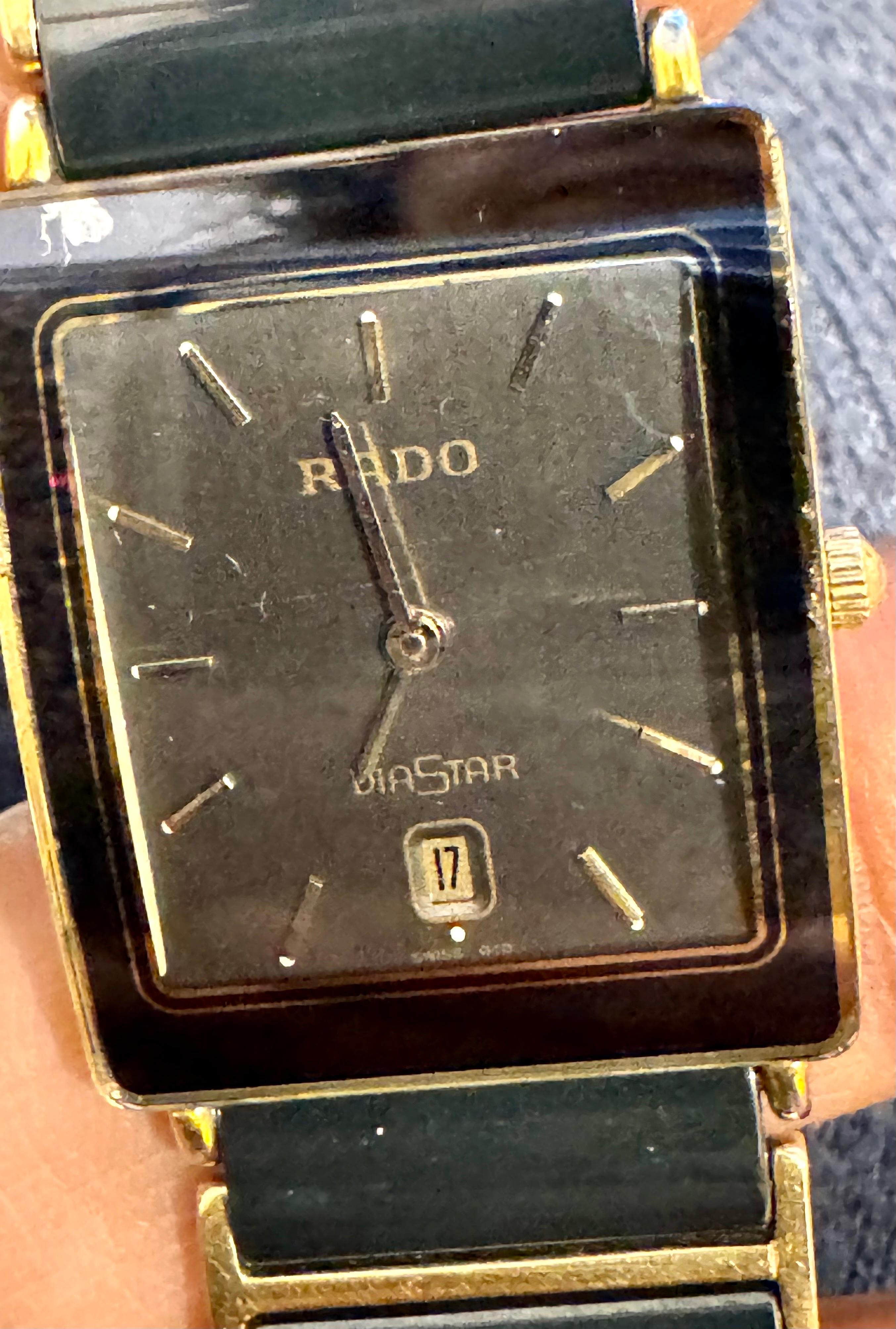 Rado DIRSTAR S bracelet watch - scratch proof, water sealed, high tech ceramics. In Good Condition For Sale In New York, NY