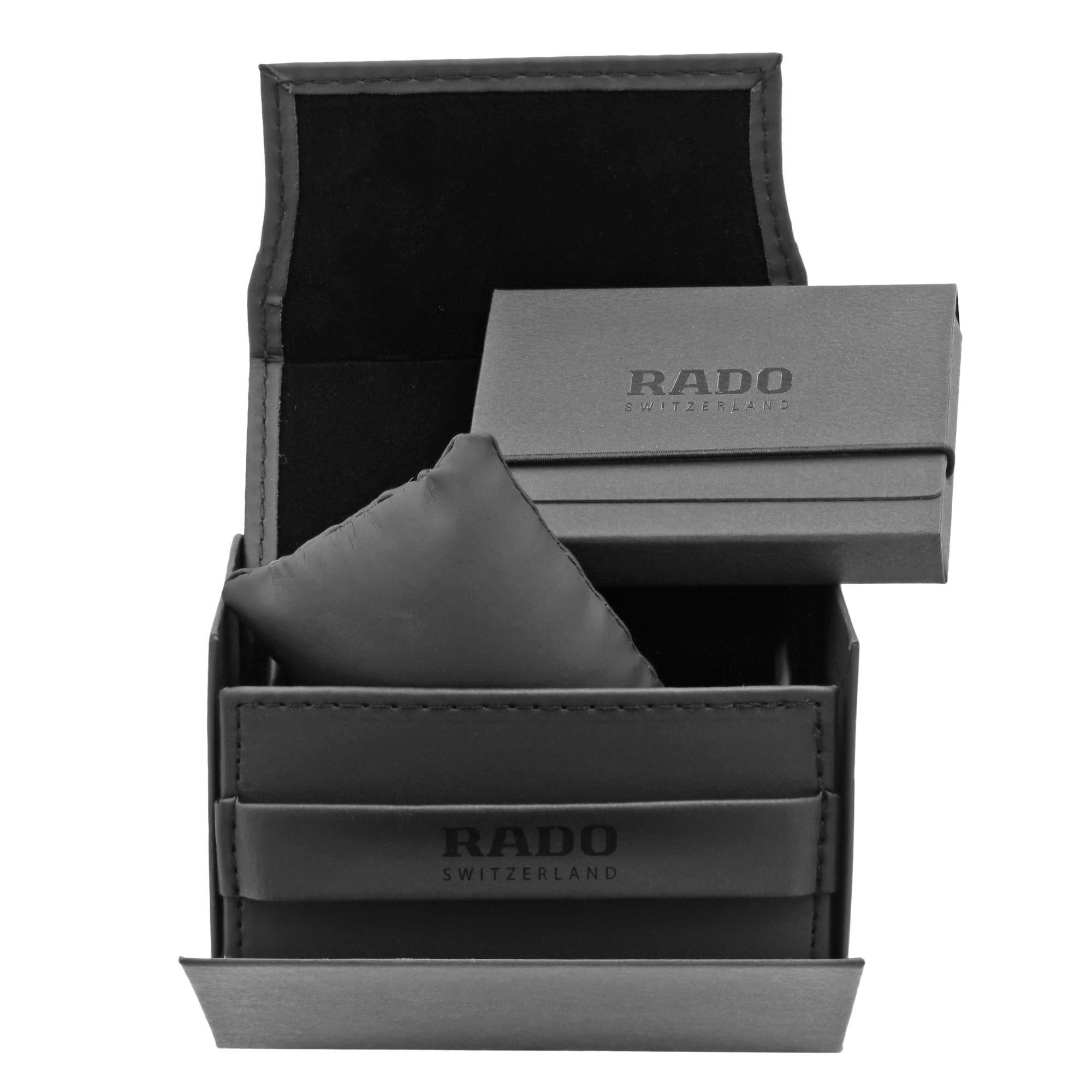 Rado Esenza Ceramic Leather White Diamond Dial Ladies Quartz Watch R53092715 In Good Condition For Sale In New York, NY