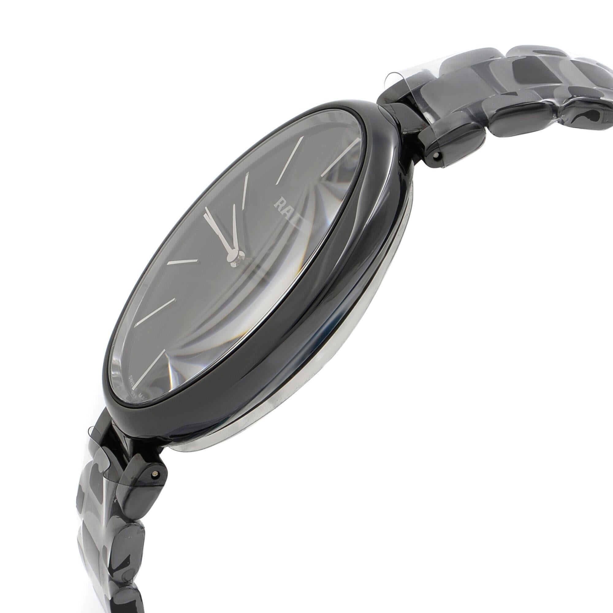 Rado Esenza Touch Black Dial Ladies Ceramic Quartz Watch R53093152 In New Condition In New York, NY