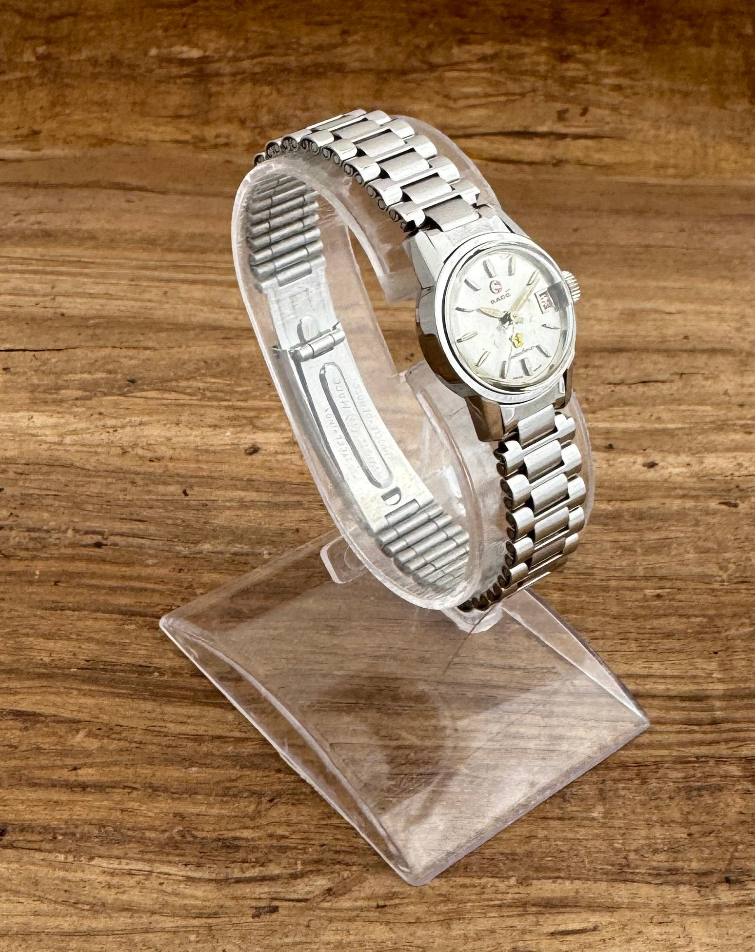  Description
Brand : Rado

Model: Golden Horse

Country Of Manufacture: Switzerland

Movement: Automatic

Case Material: Stainless Steel

Measurements :22mm diameter (excluding crown )

Band Type : Rado Stainless Steel With Marked Buckle

Band