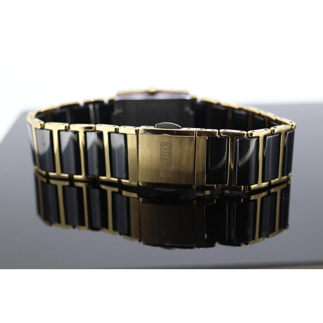 Vintage
Band material: Stainless steel
Materials: Gold
Power: Battery

Readout: Analog

RADO Ladies DiaStar Stainless Steel Ceramics wristwatch.